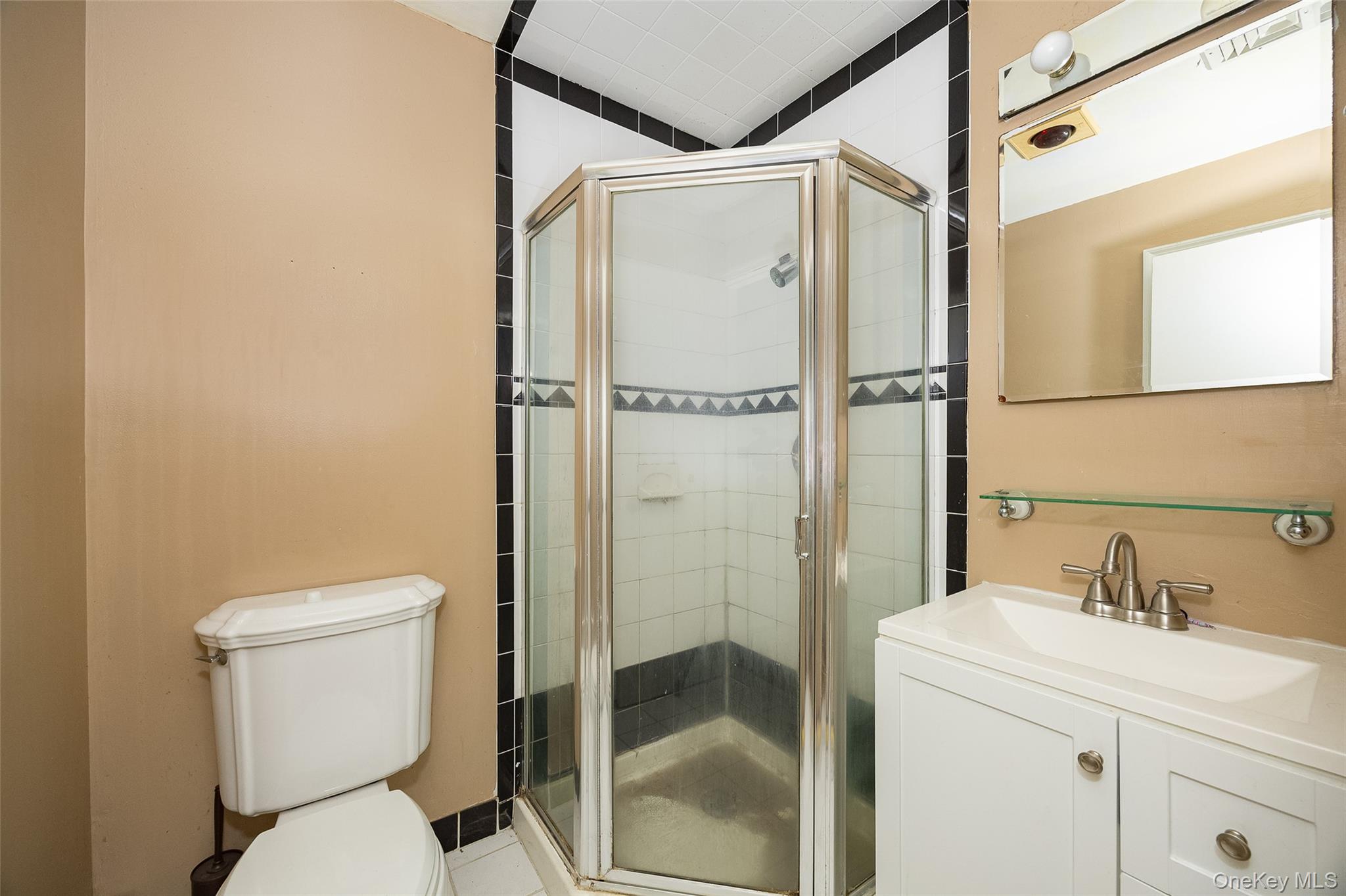 185 White Pond Road Property Photo 15