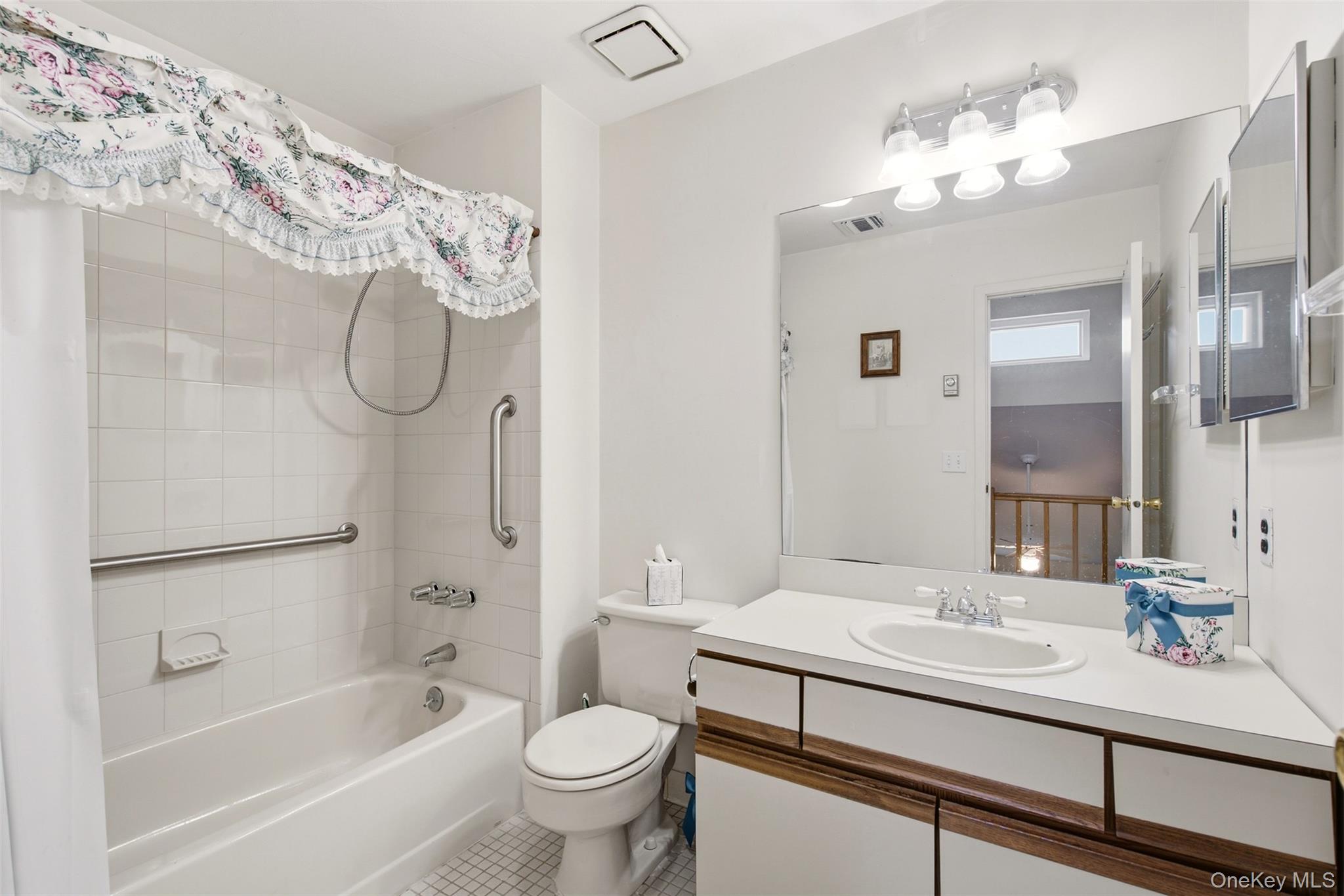 113 Scarlett Drive Property Photo 16