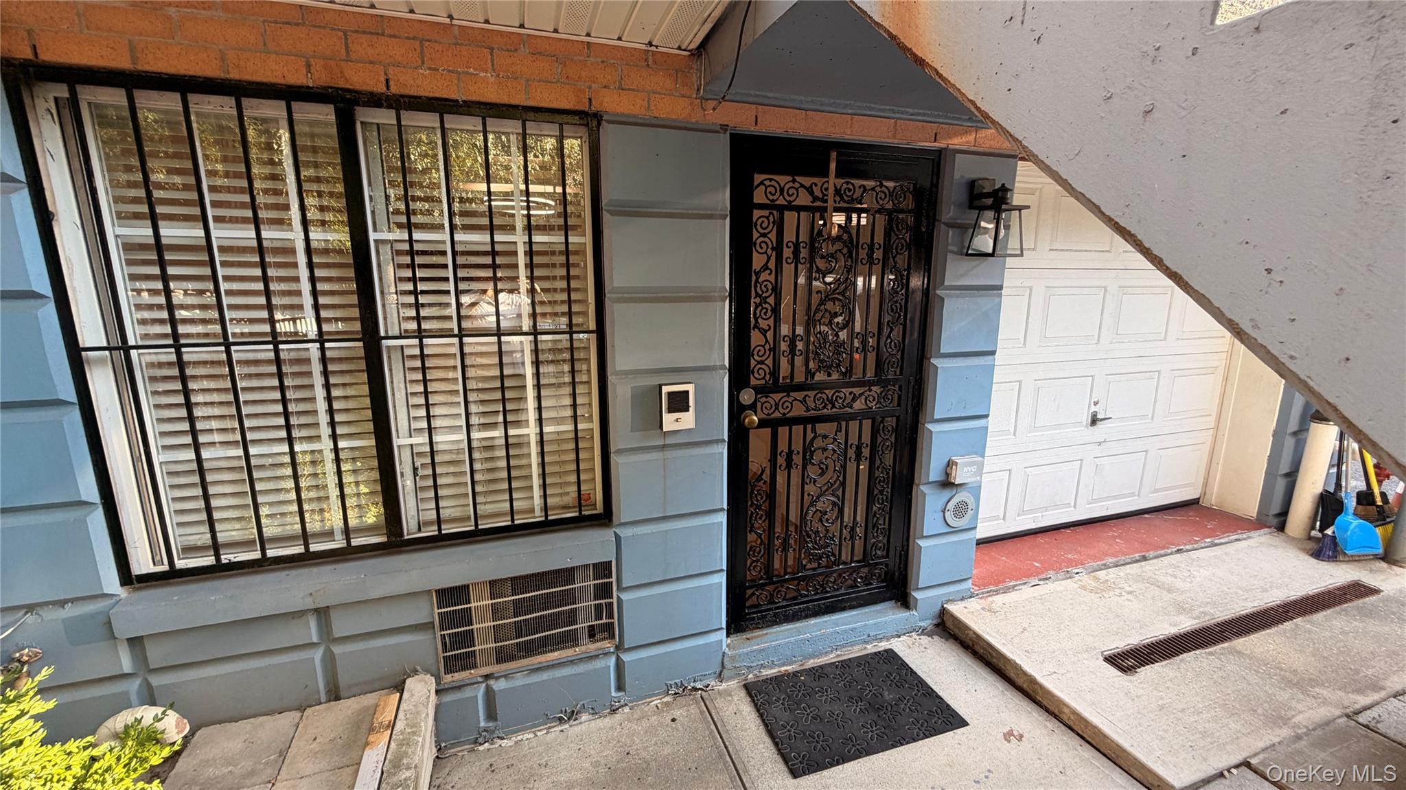 1954 Bergen Street Property Photo 33