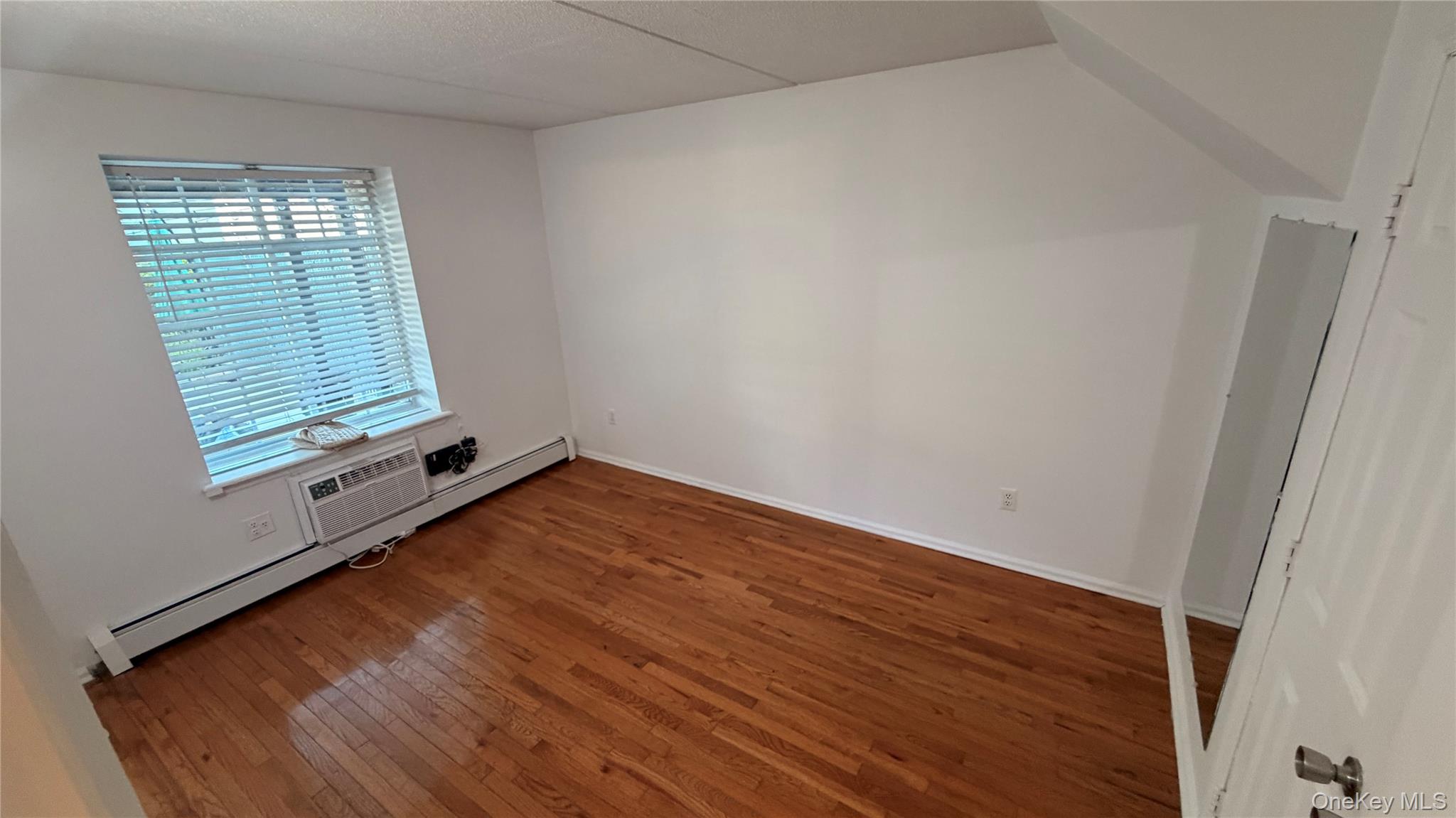 1954 Bergen Street Property Photo 42