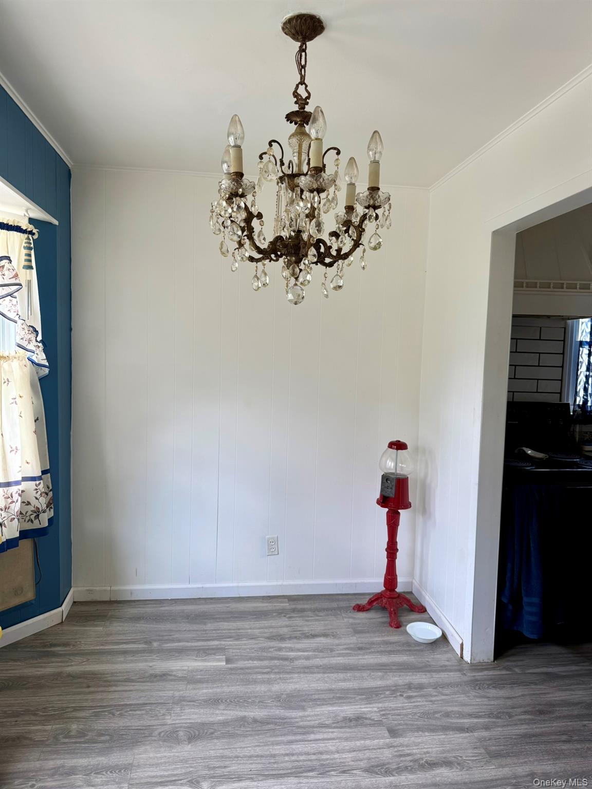 1207 Slabey Avenue Property Photo 7