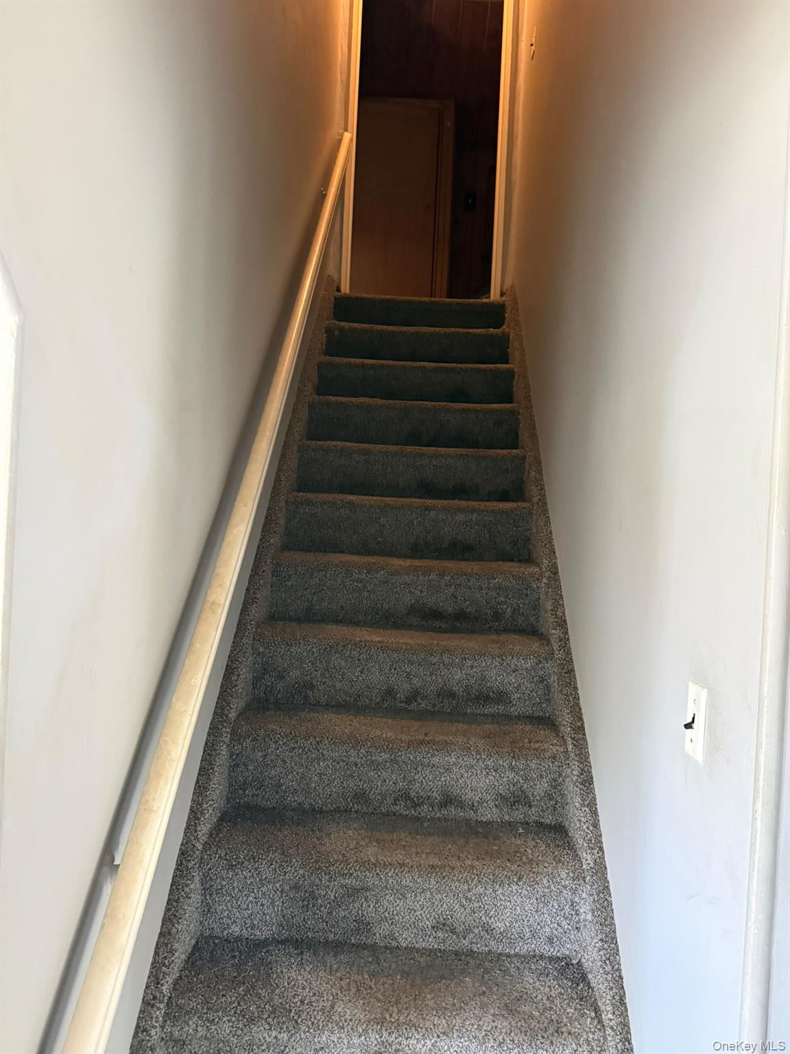 1207 Slabey Avenue Property Photo 12