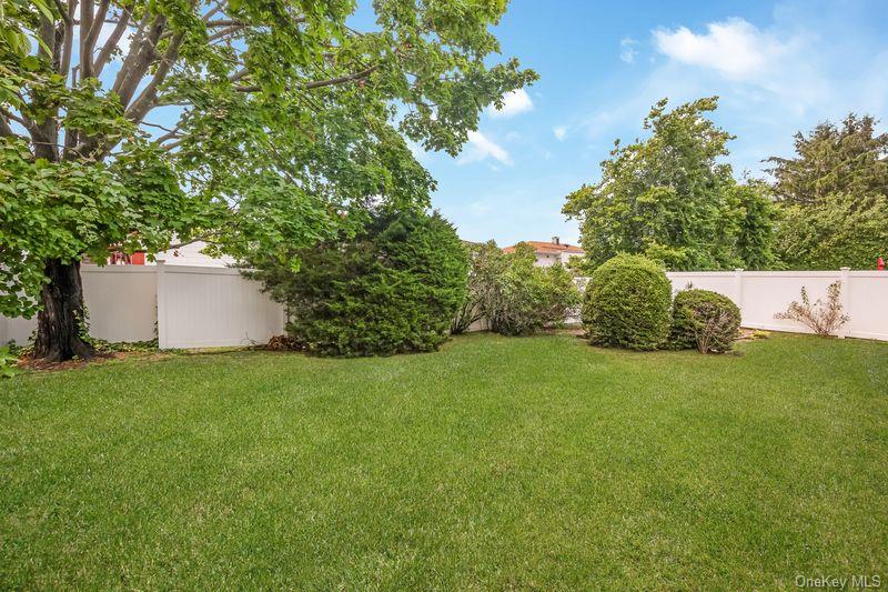 2940 Bond Drive Property Photo 4