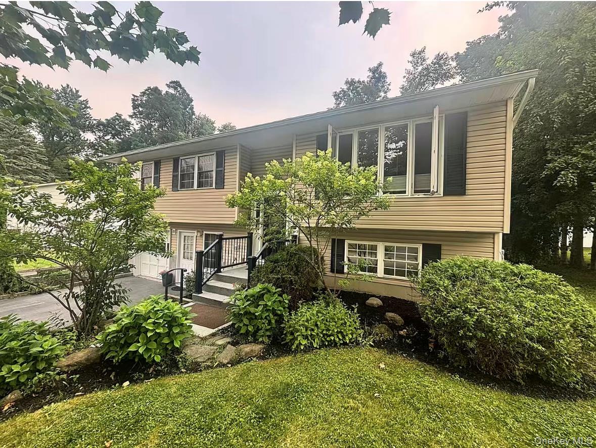 23 Hankin Loop Property Photo 3