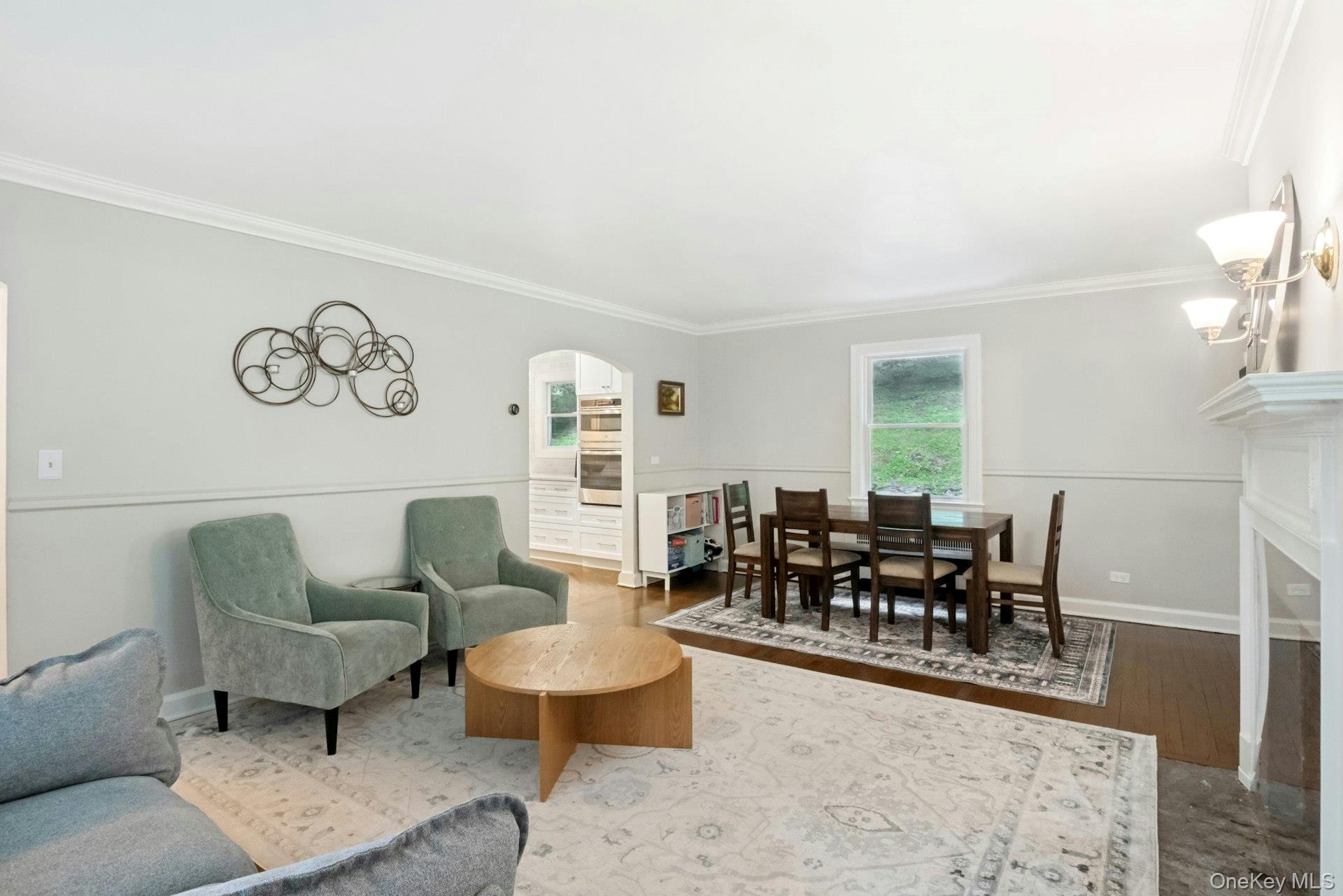 109 N Bedford Road Property Photo 4