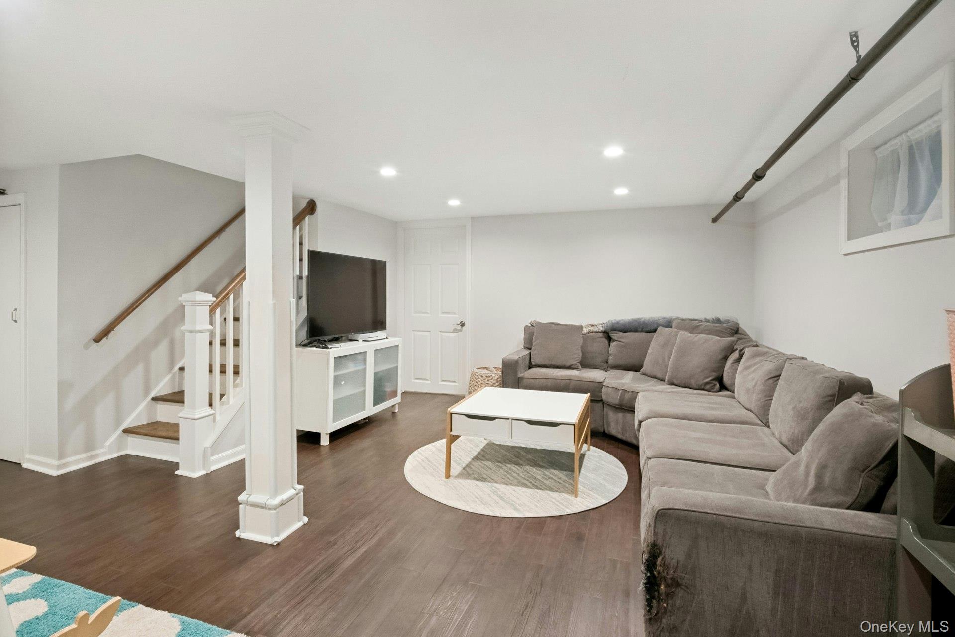 109 N Bedford Road Property Photo 26