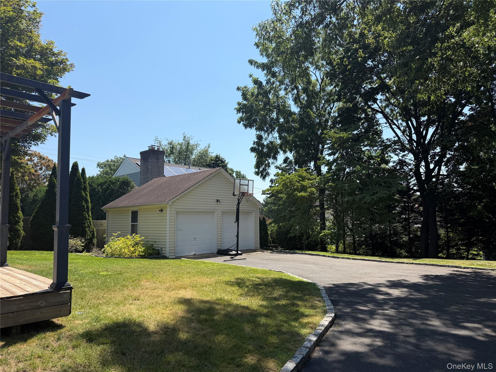 13 Walnut Street Property Photo 15
