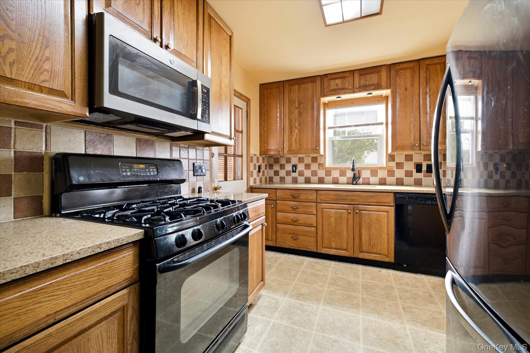1503 Paul Street Property Photo 9