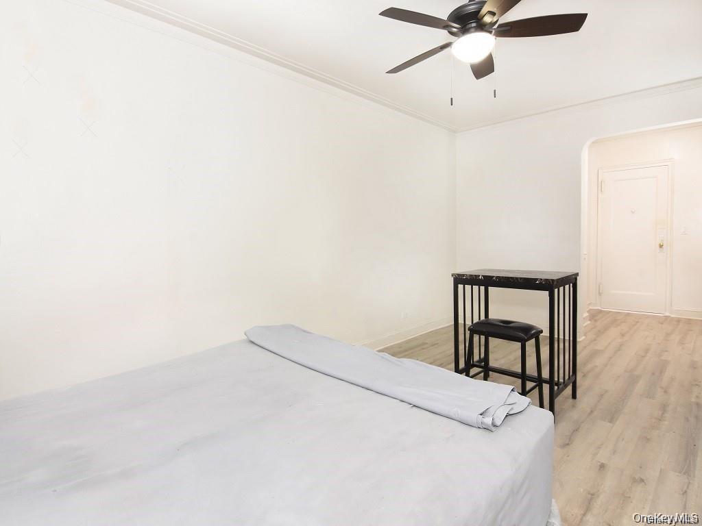 2191 Bolton St 3E Property Photo 1