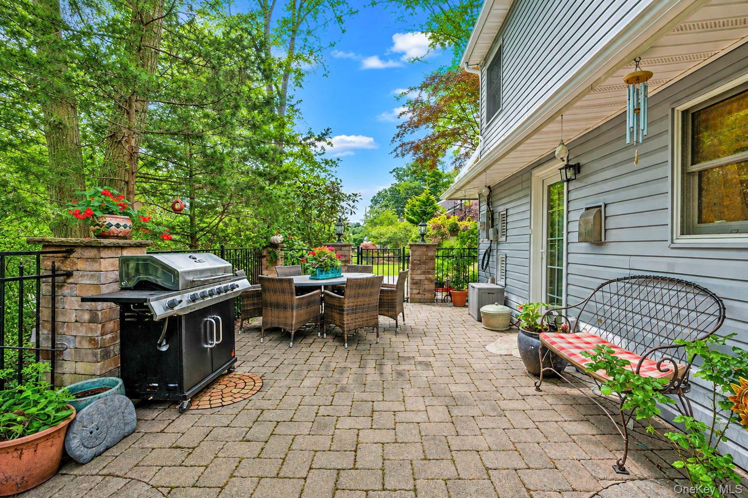 45 Reeves Road Property Photo 3
