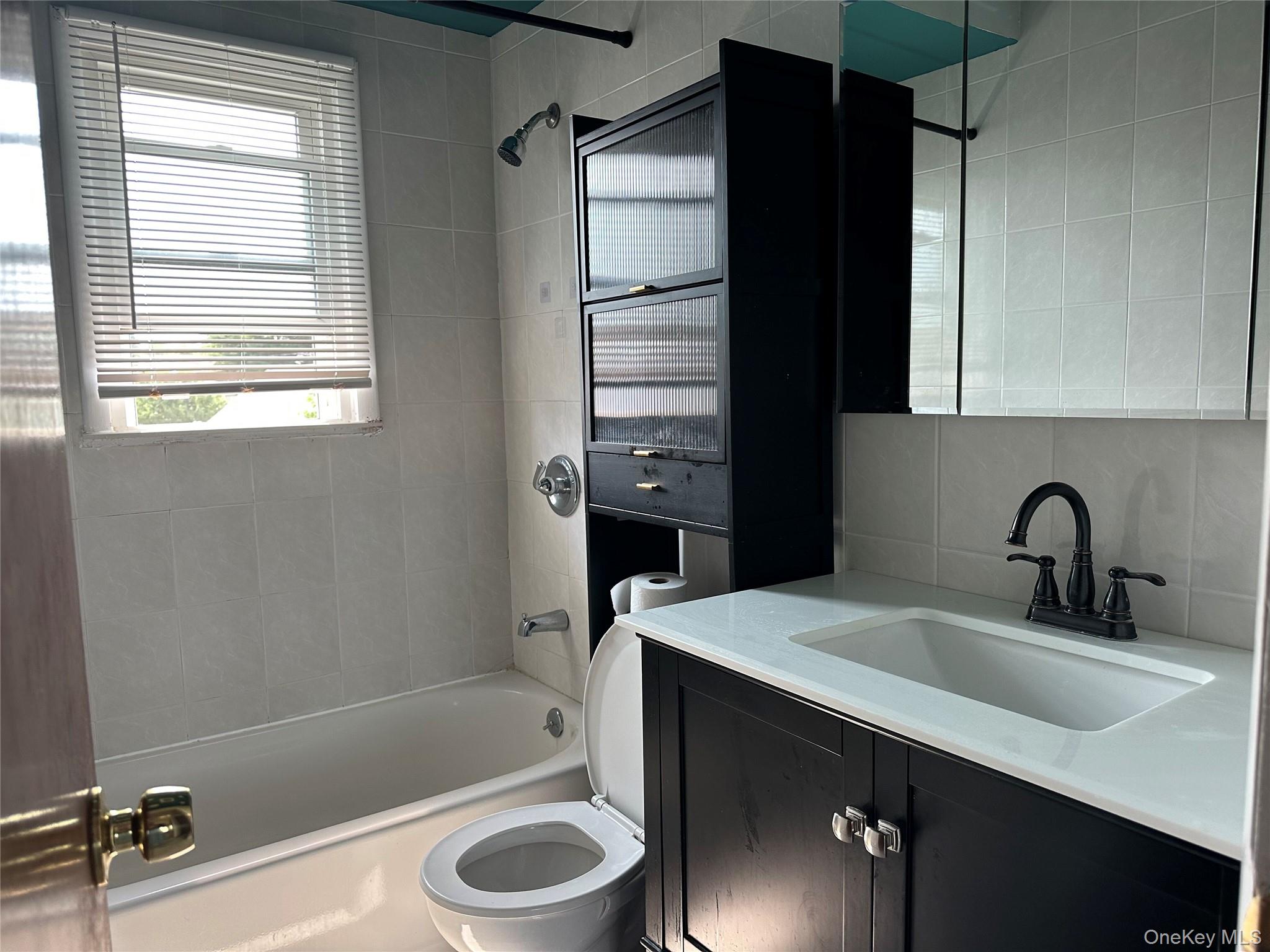 1026768 Property Photo 8