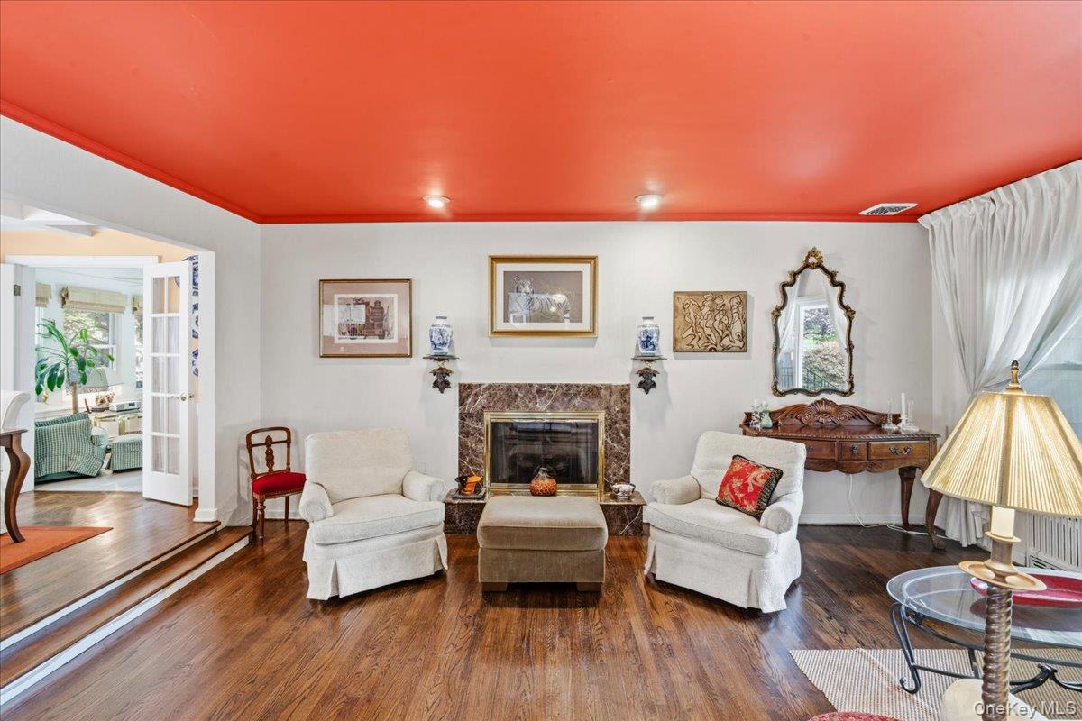 2154 Marion Avenue Property Photo 8