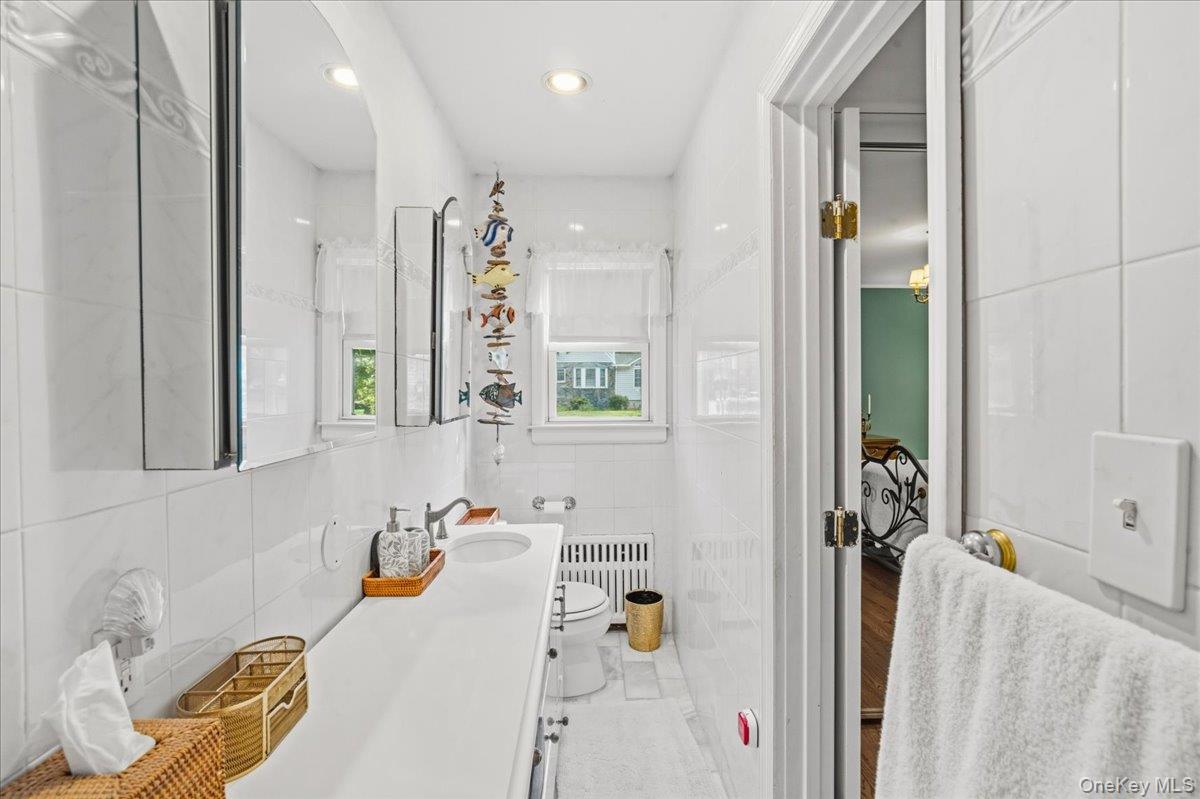 2154 Marion Avenue Property Photo 16