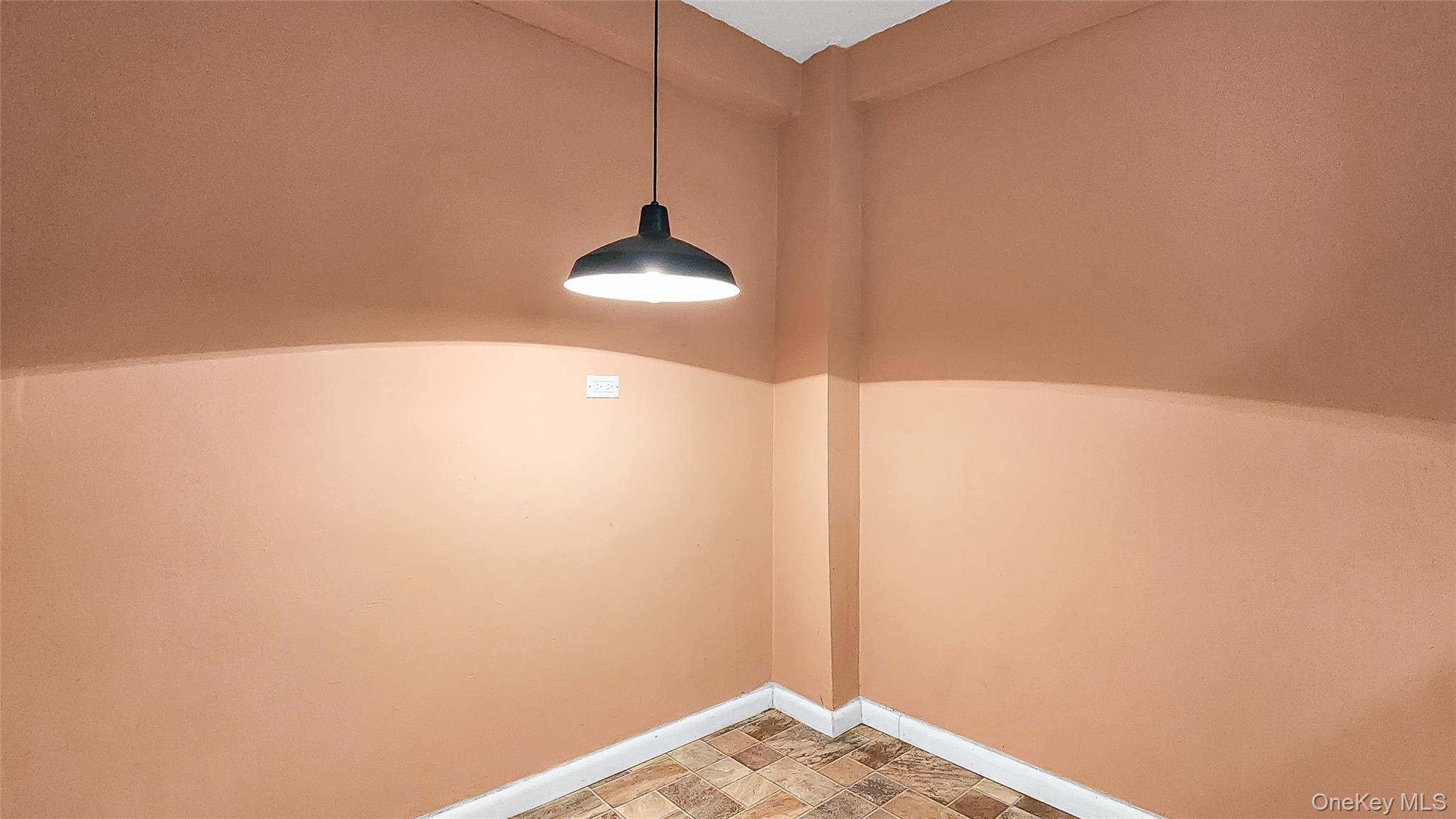 73-55 210th Street 4j Property Photo 5