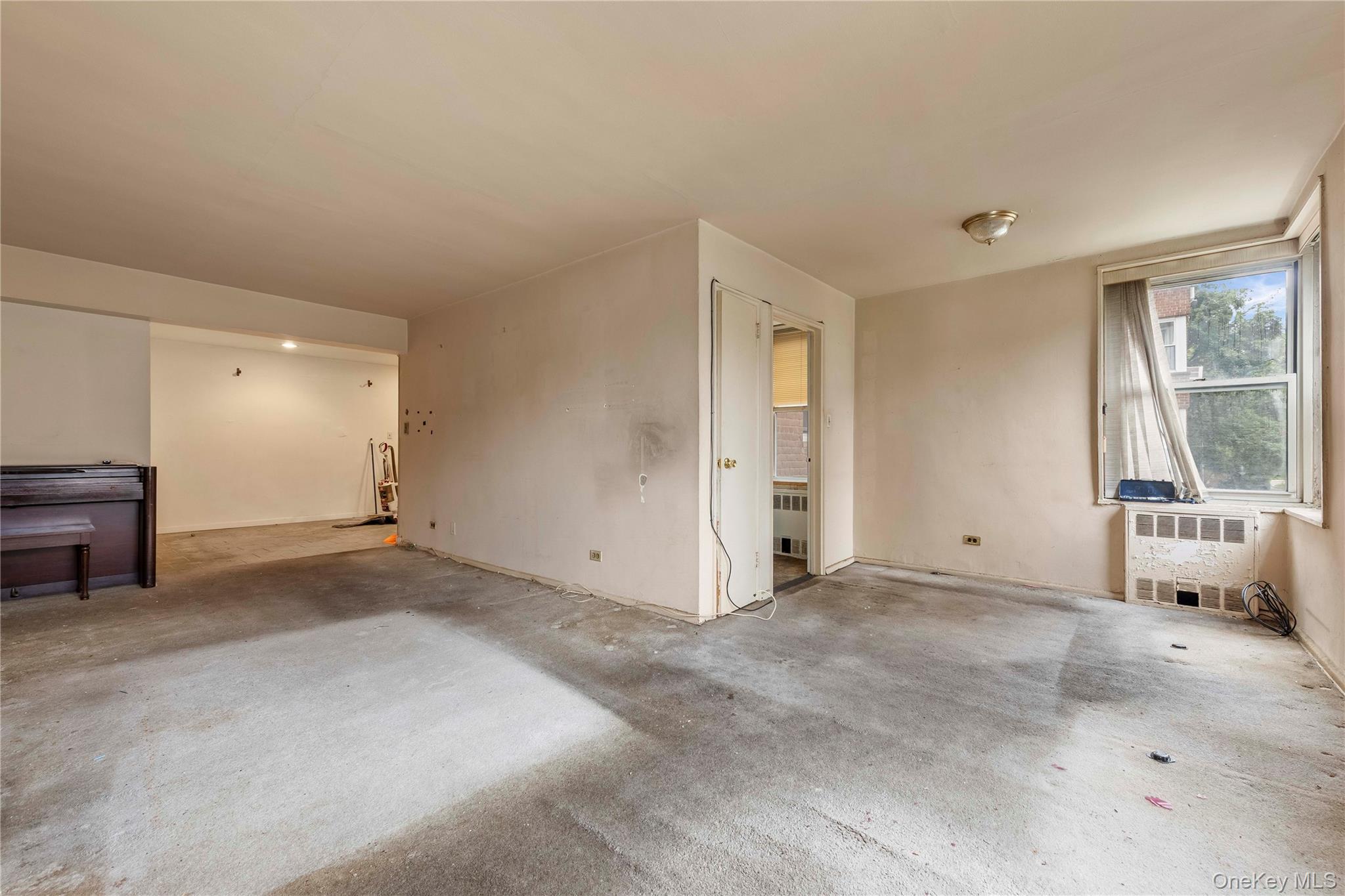 209-25 18th Avenue 2g Property Photo 2