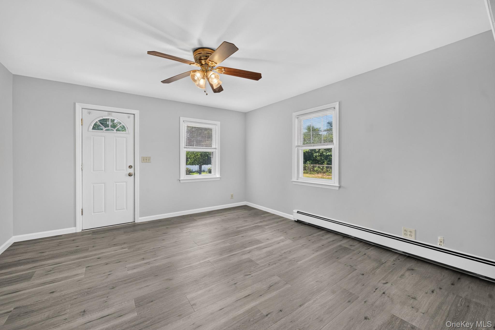 1547 Walt Whitman Road Property Photo 22