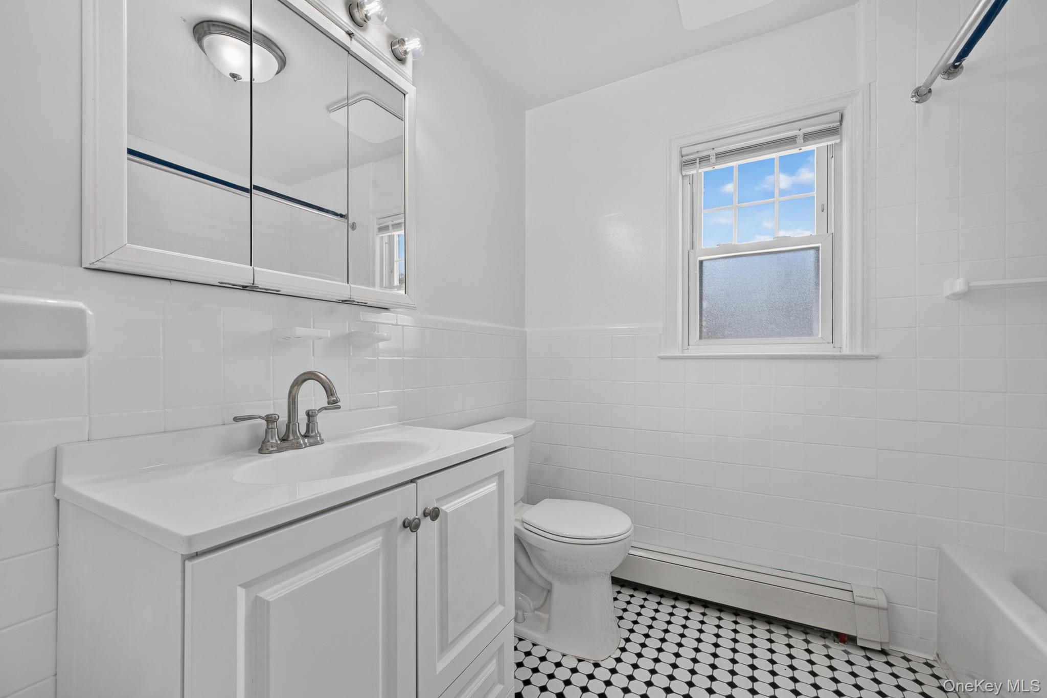 1547 Walt Whitman Road Property Photo 30