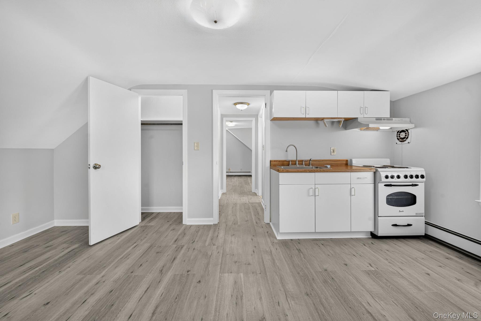 1547 Walt Whitman Road Property Photo 35