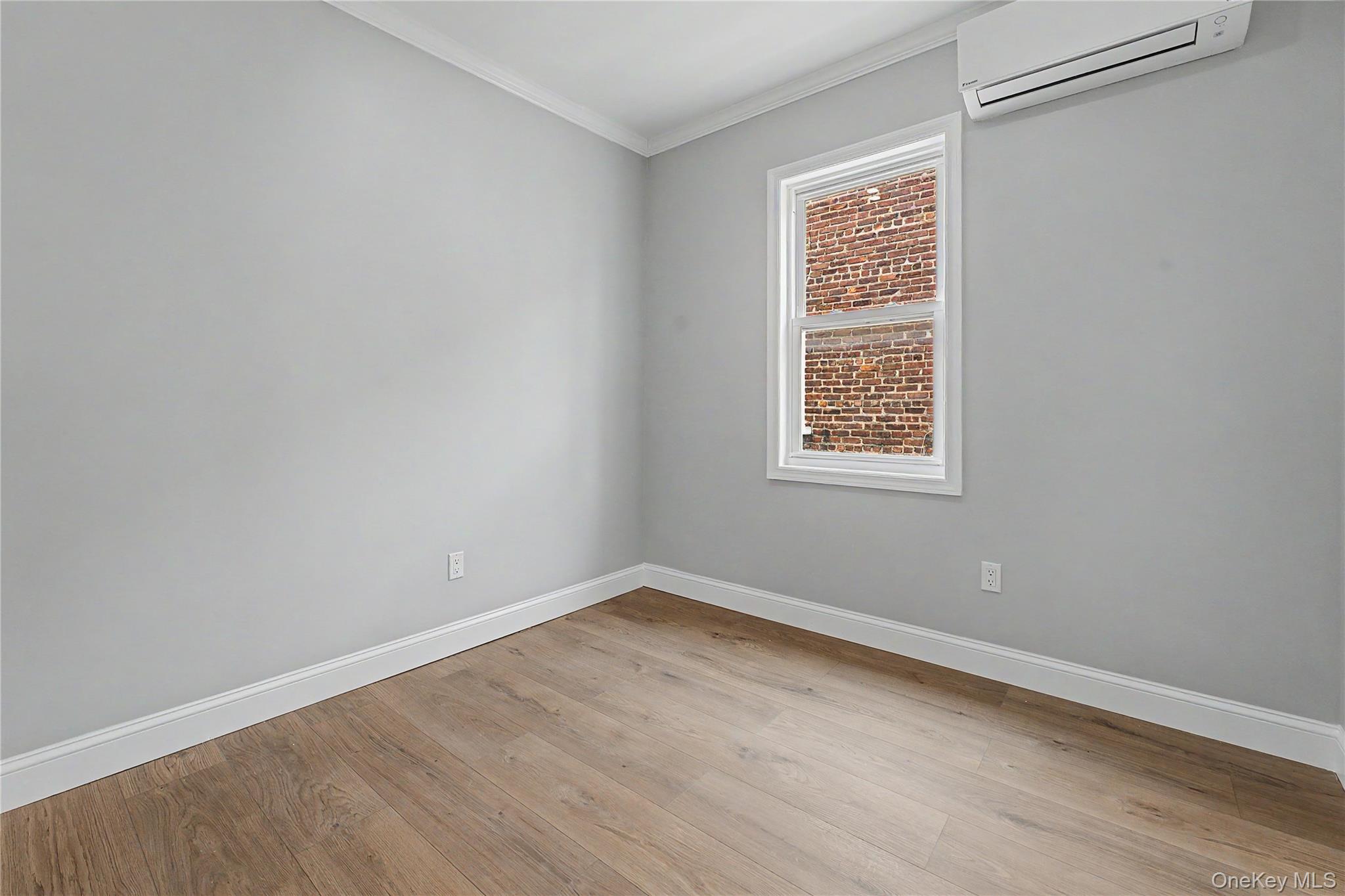 9431 239th Street Property Photo 14
