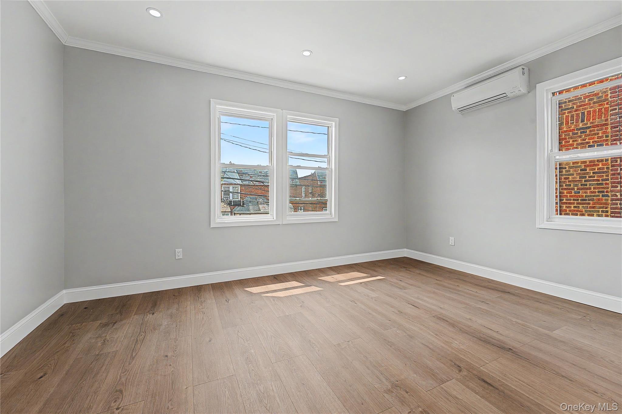 9431 239th Street Property Photo 15