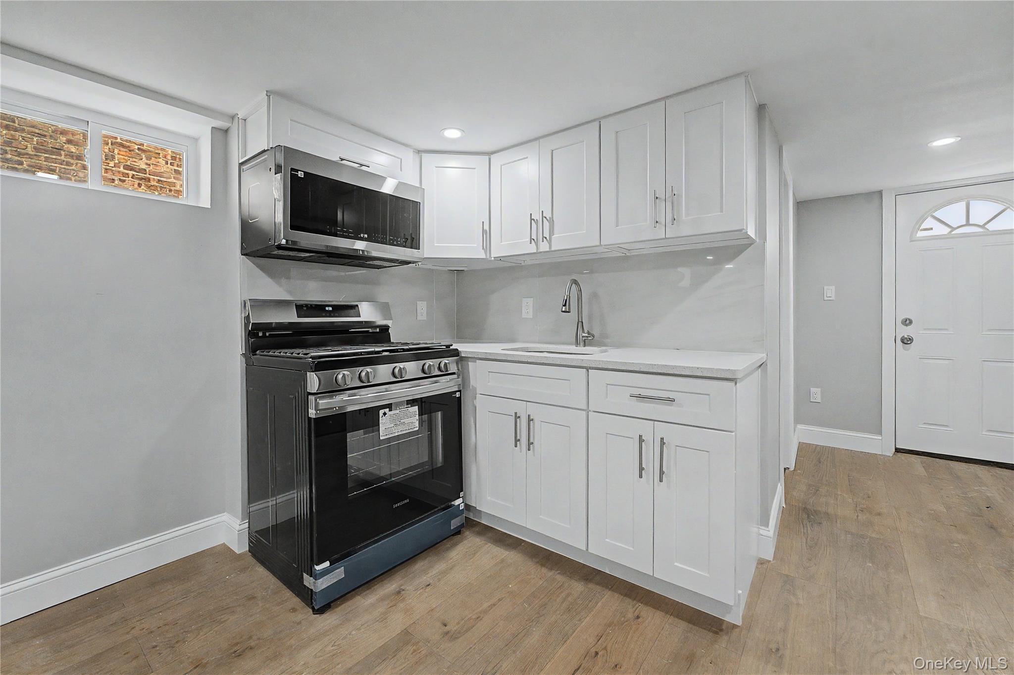 9431 239th Street Property Photo 18