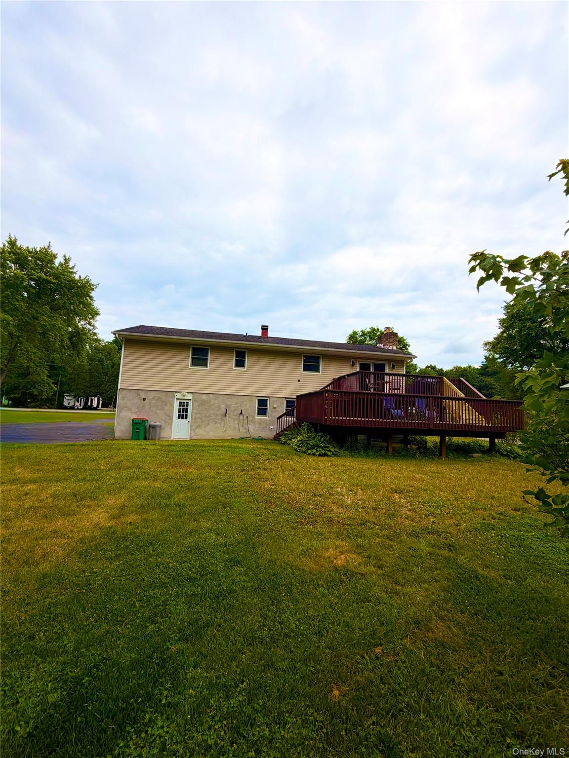 20 Lenart Place Property Photo 3