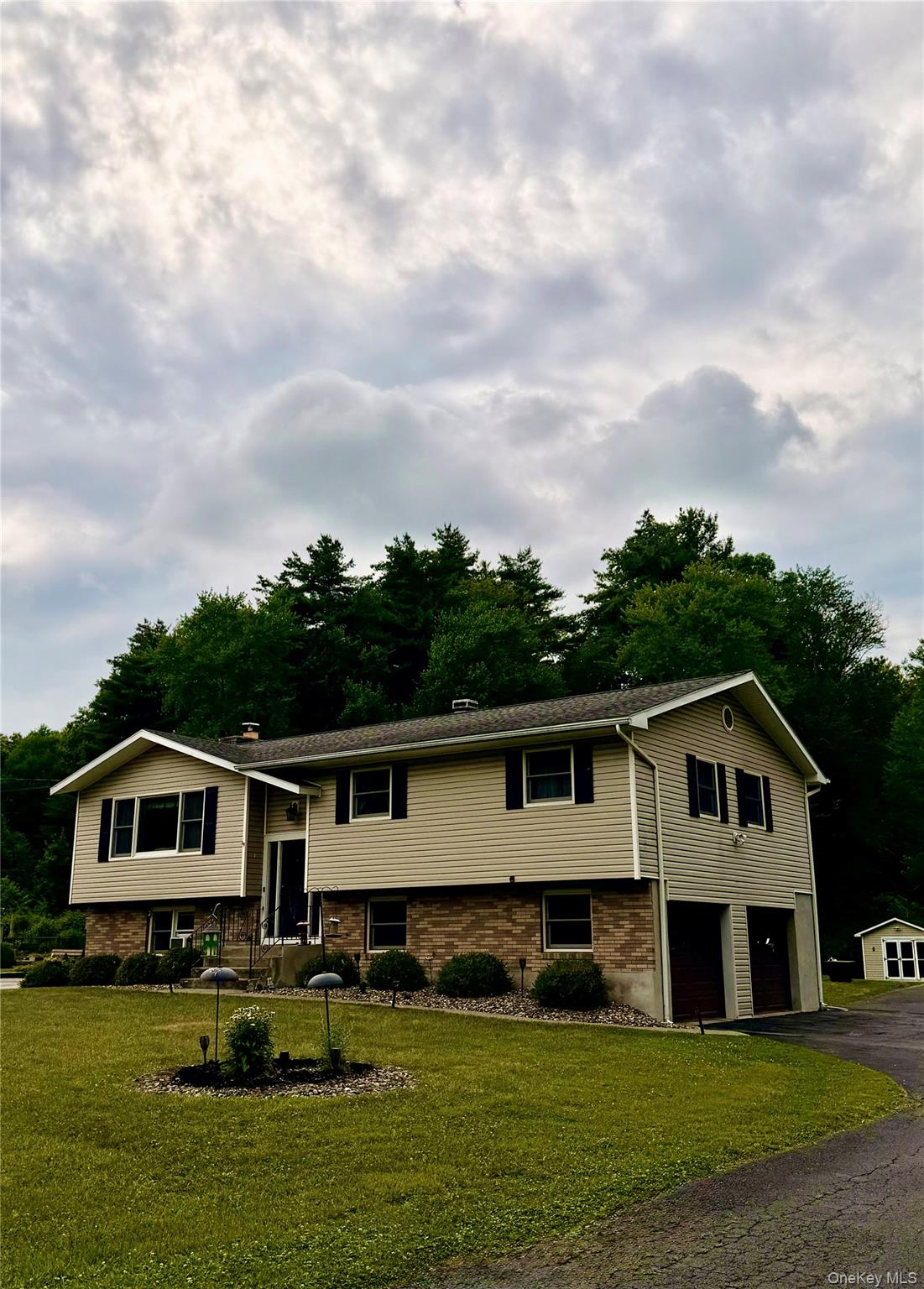 20 Lenart Place Property Photo 4