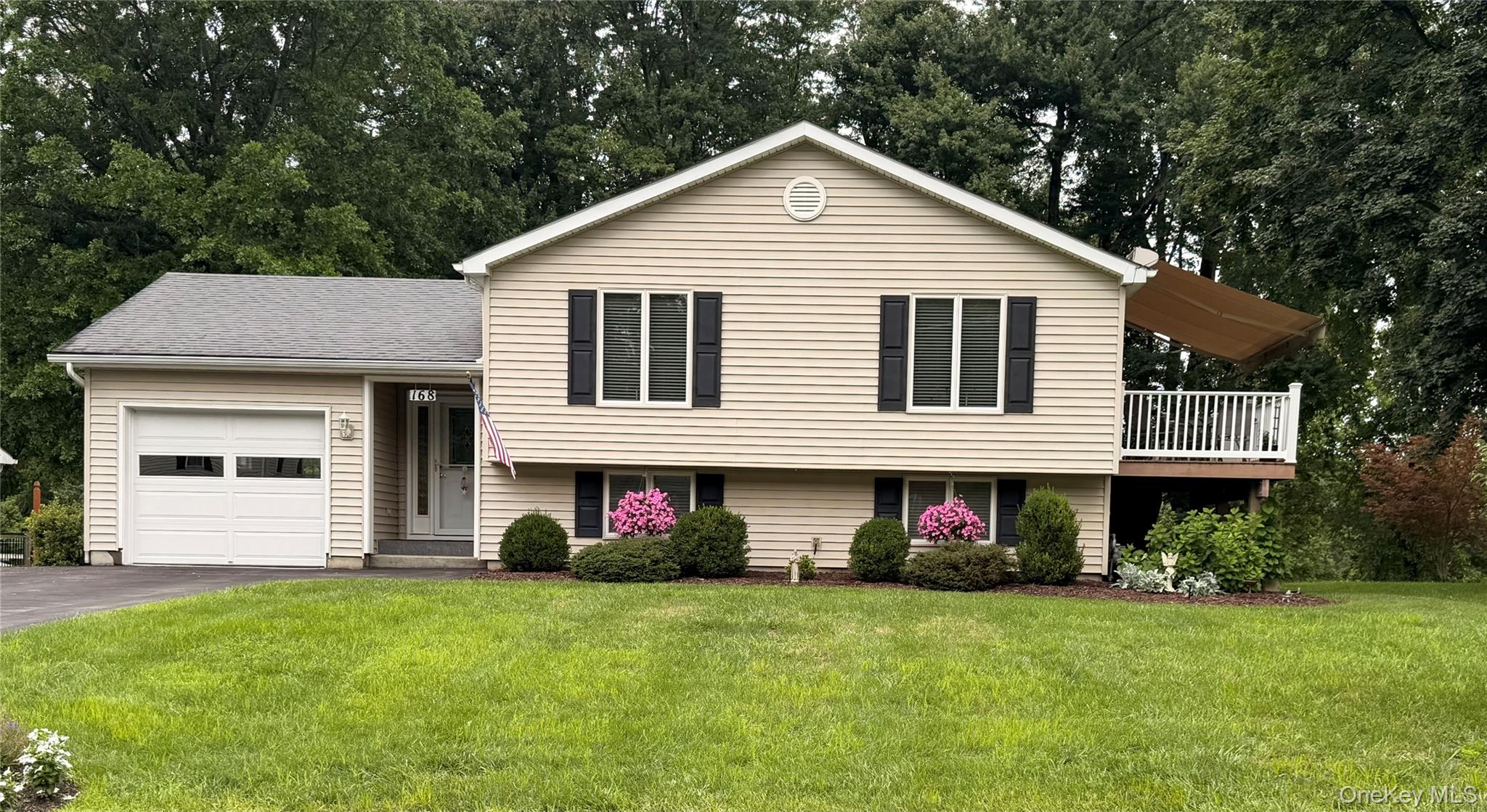 168 Pleasant Avenue Property Photo 1