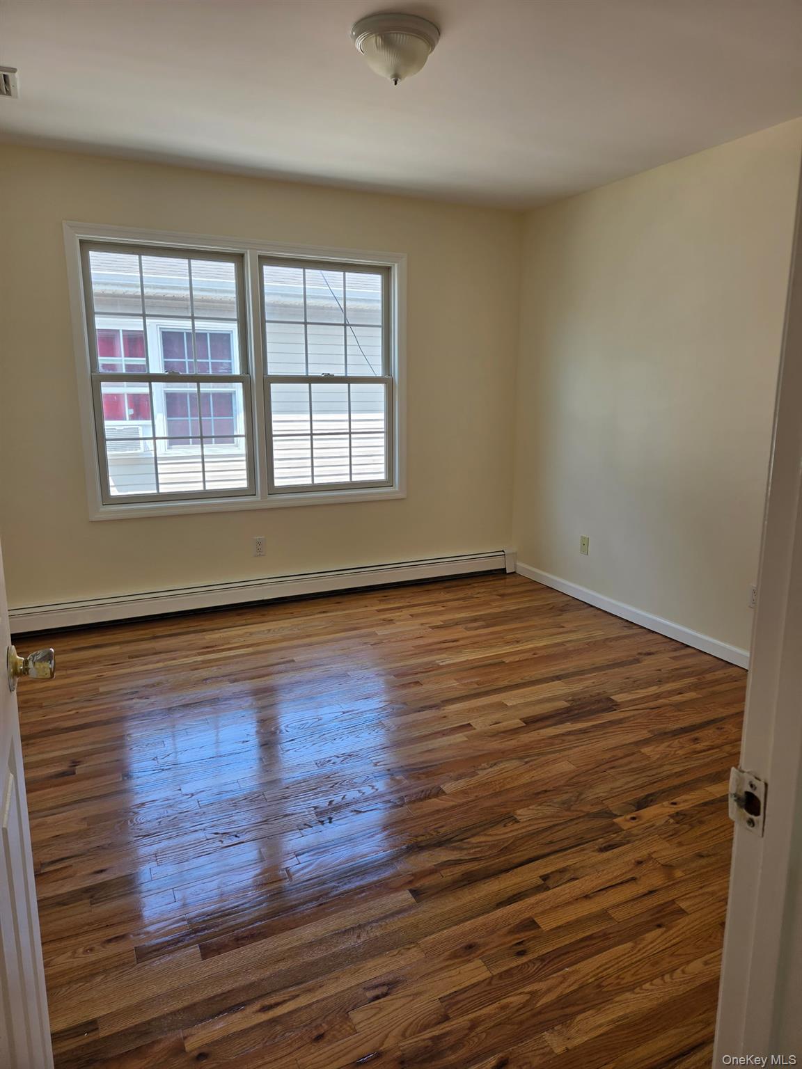 1319 Journal Avenue 2 Property Photo 6