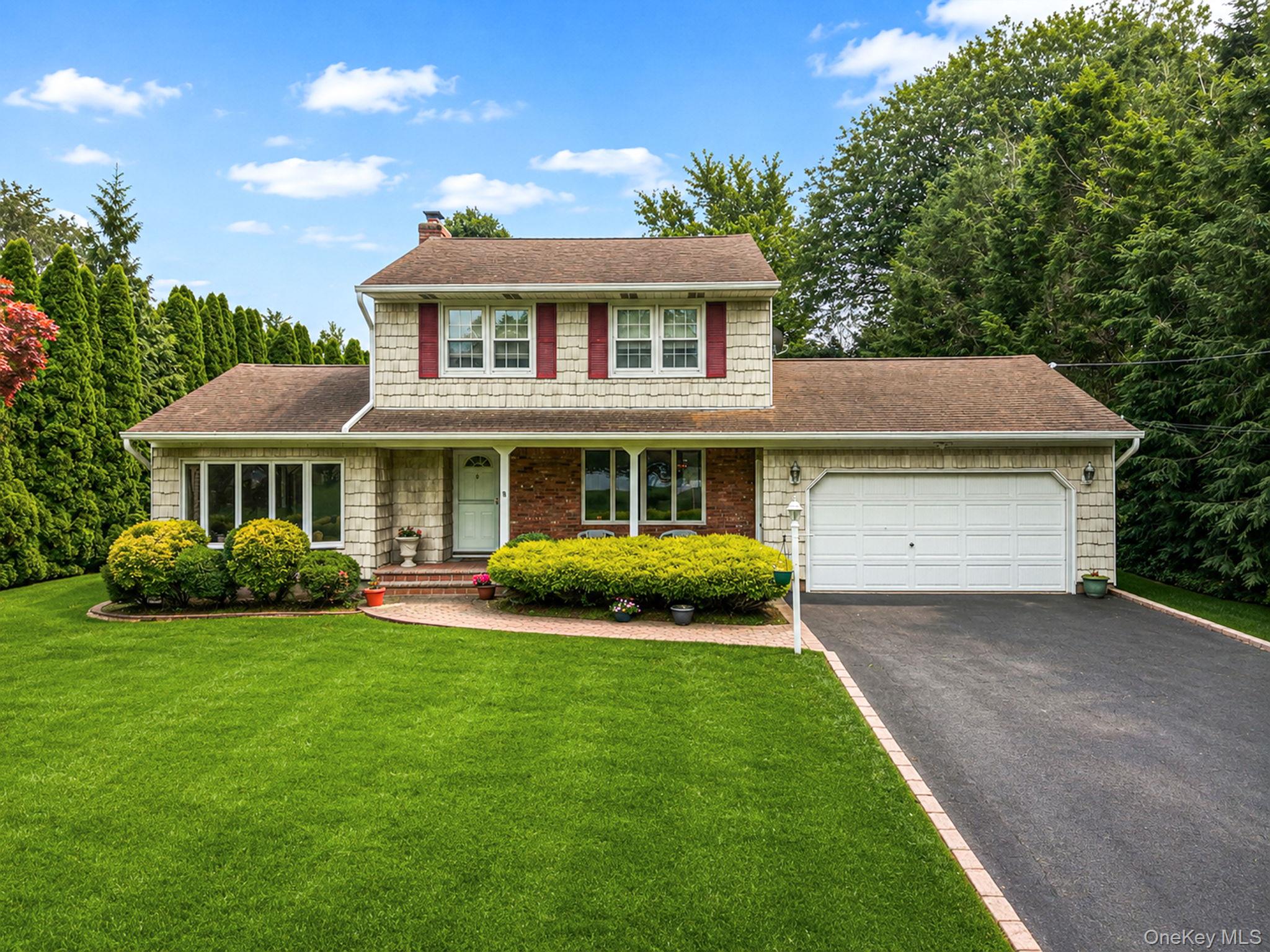15 Buhl Lane Property Photo 1