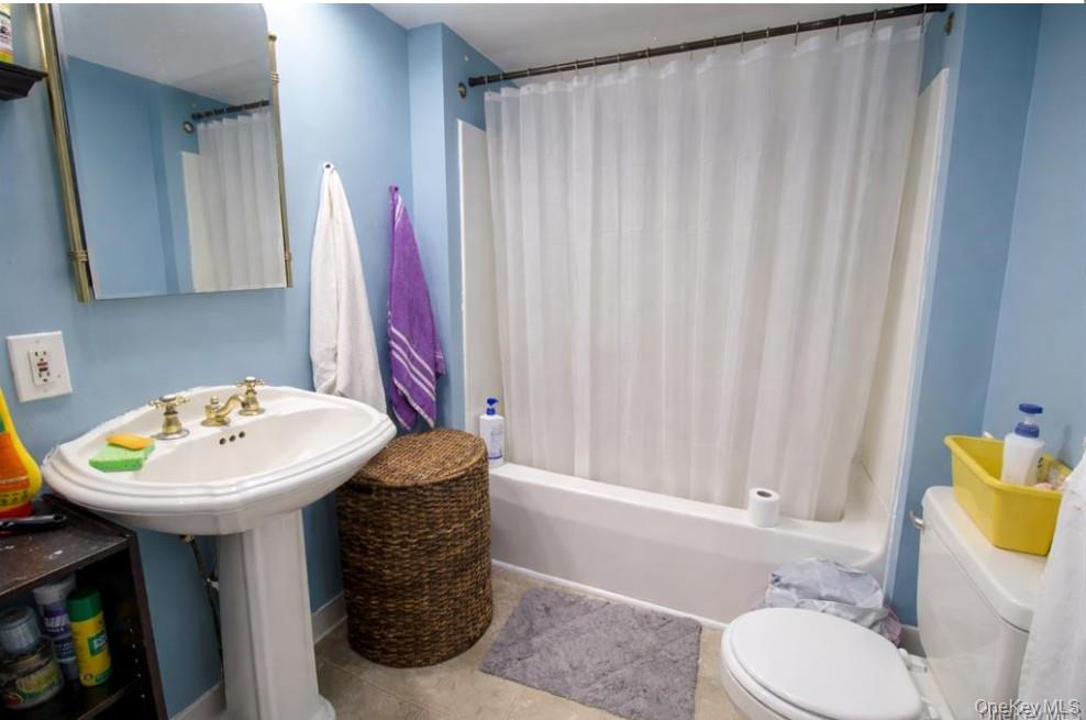 9 Benedict Lane 5-7 Property Photo 17