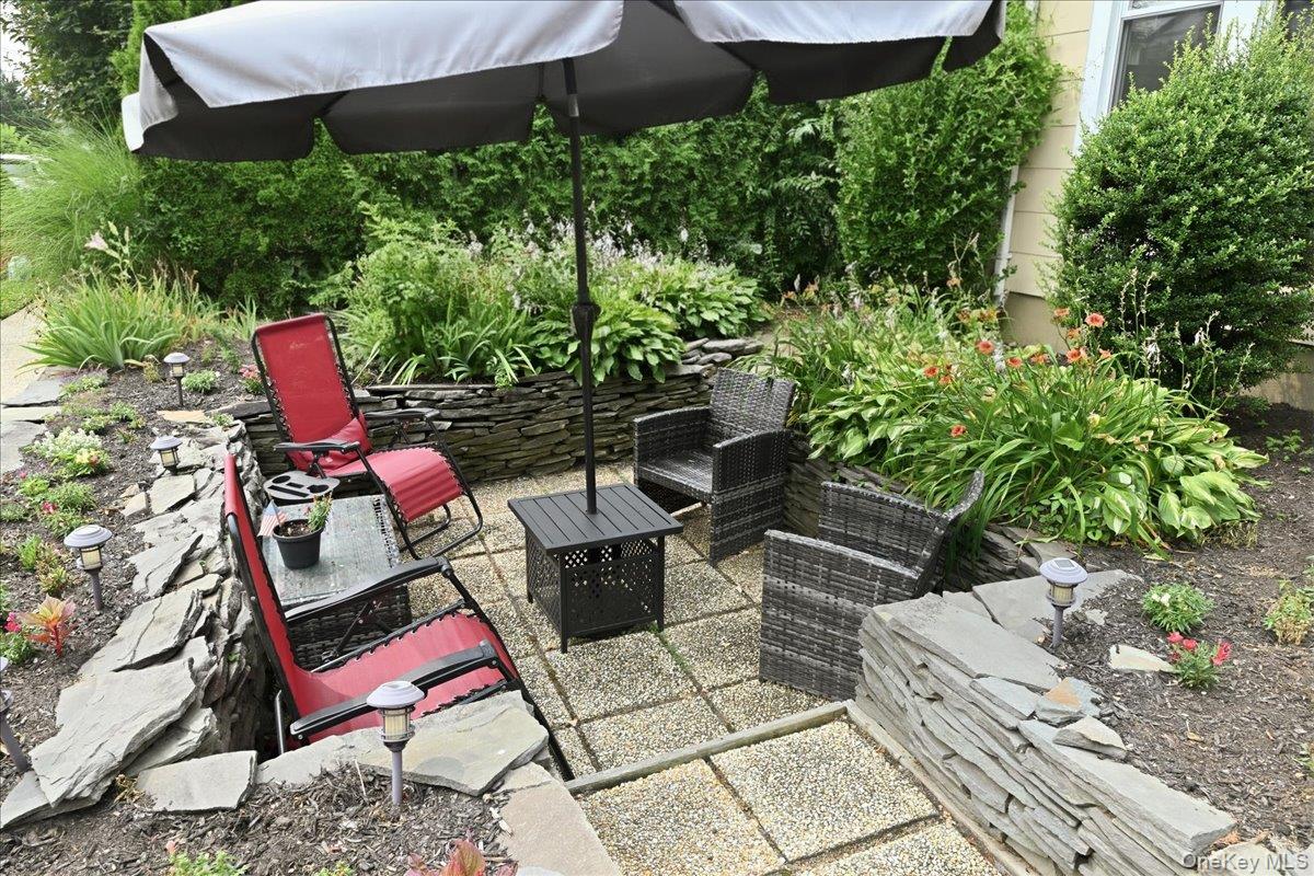 48 Poplar Street Property Photo 2