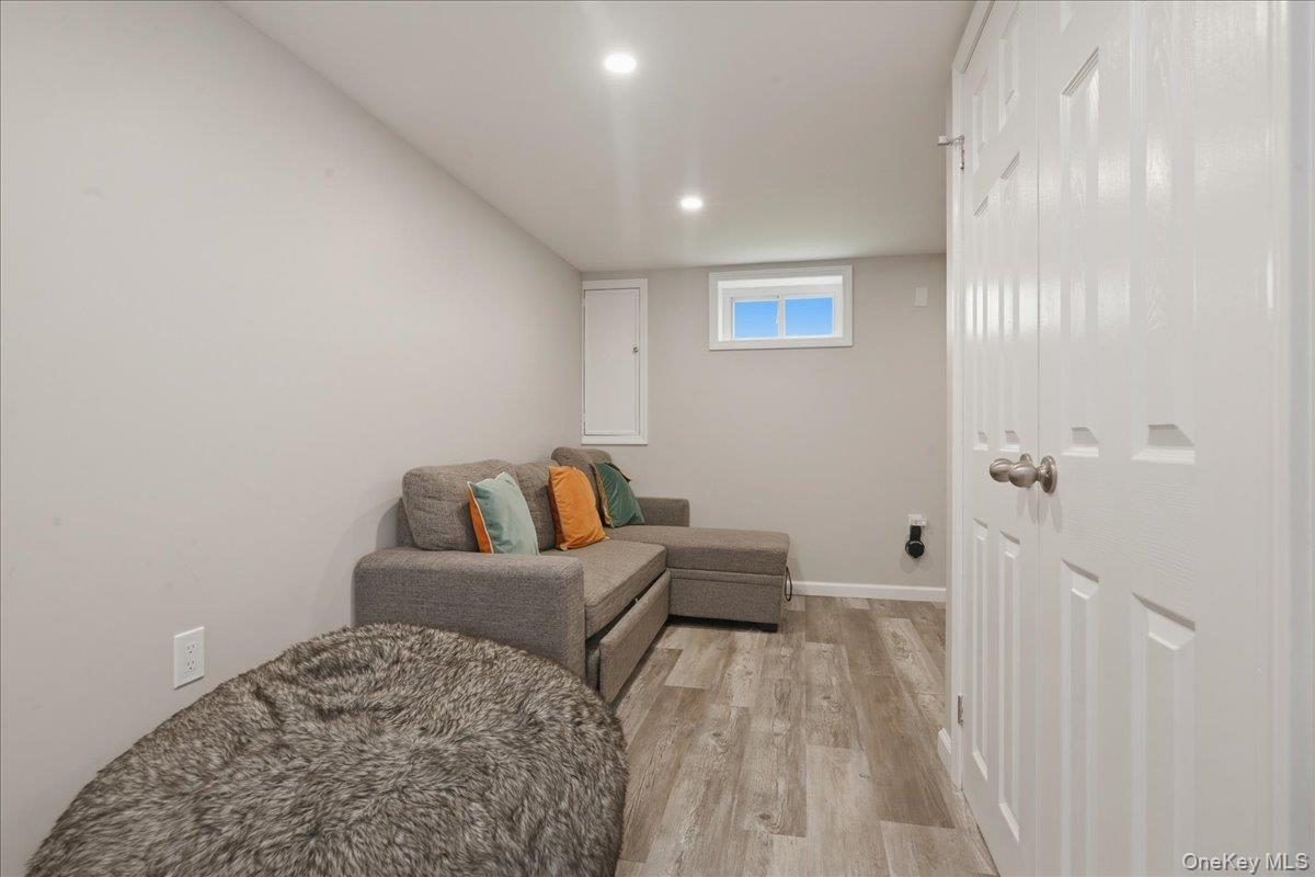 48 Poplar Street Property Photo 18