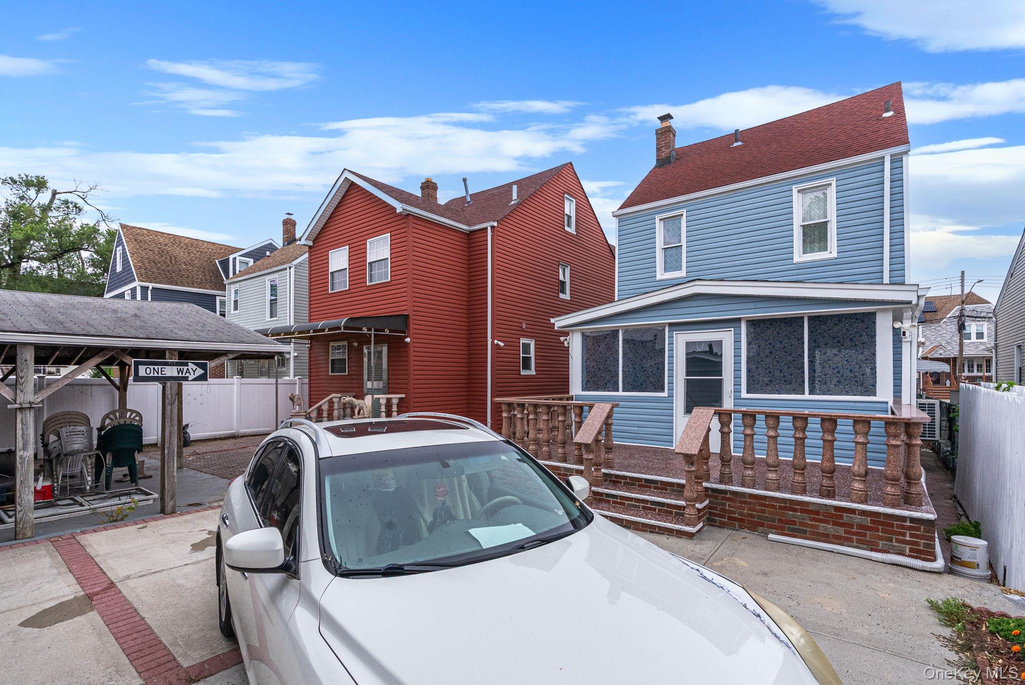9411 210th Street Property Photo 12