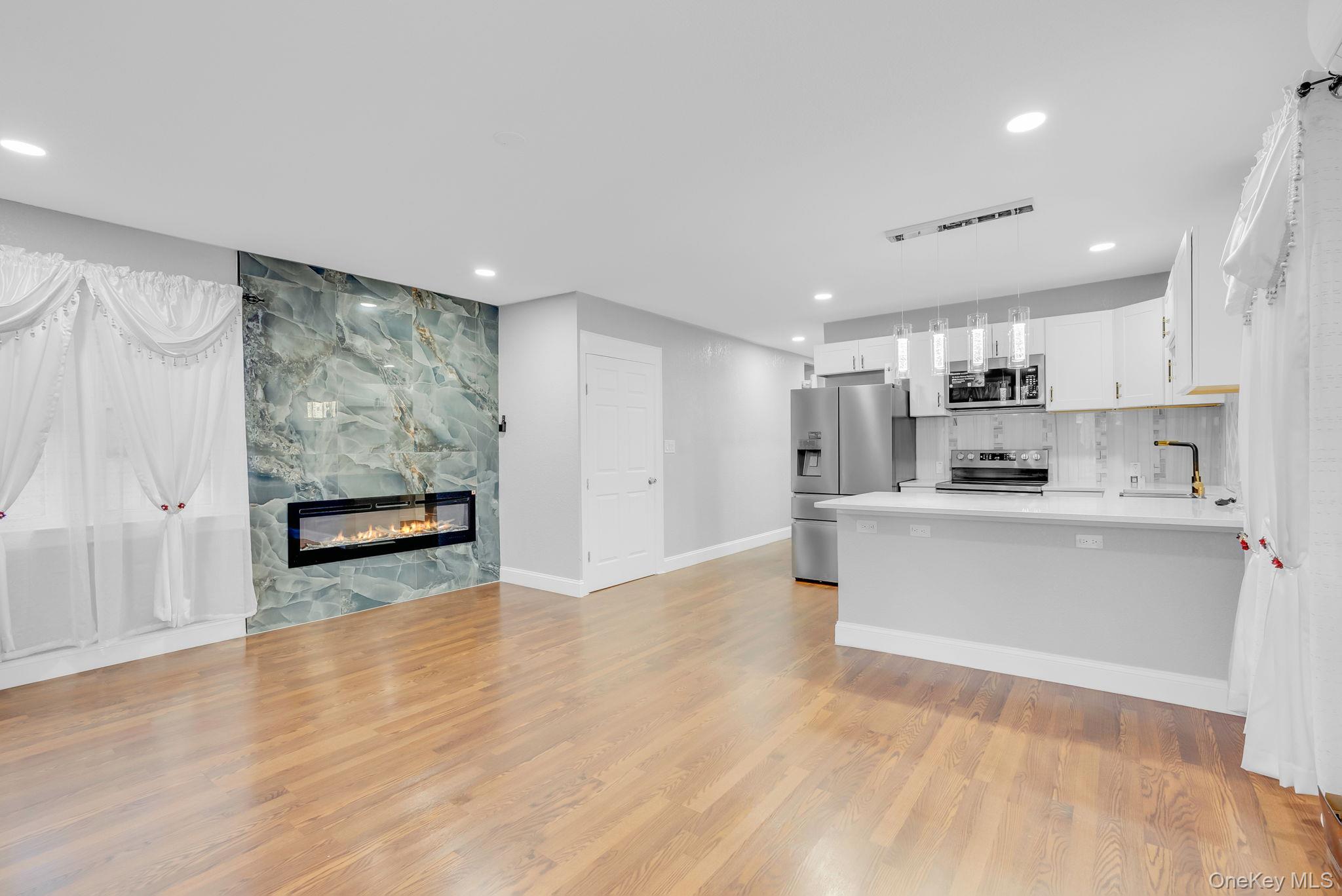 9411 210th Street Property Photo 15