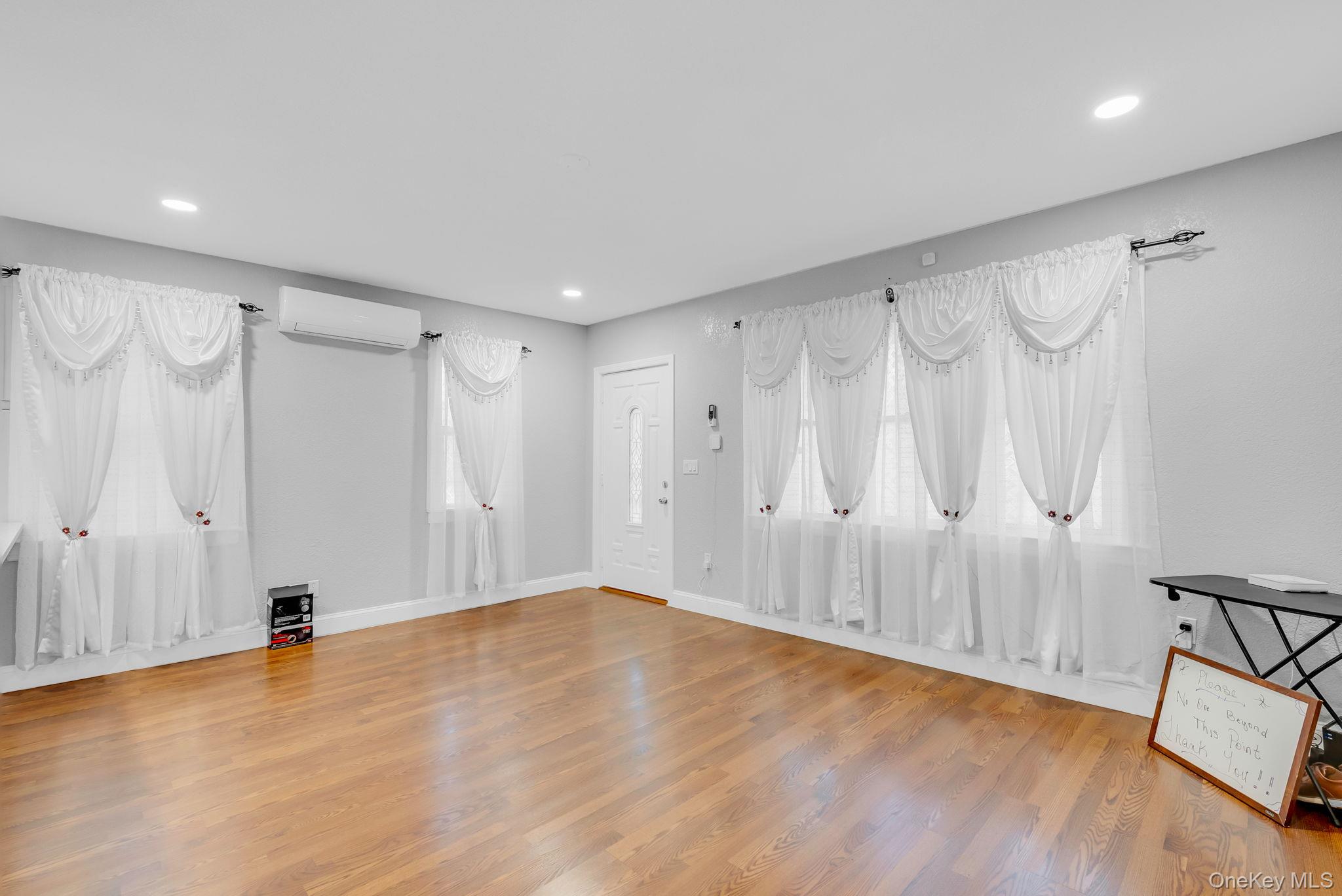 9411 210th Street Property Photo 17