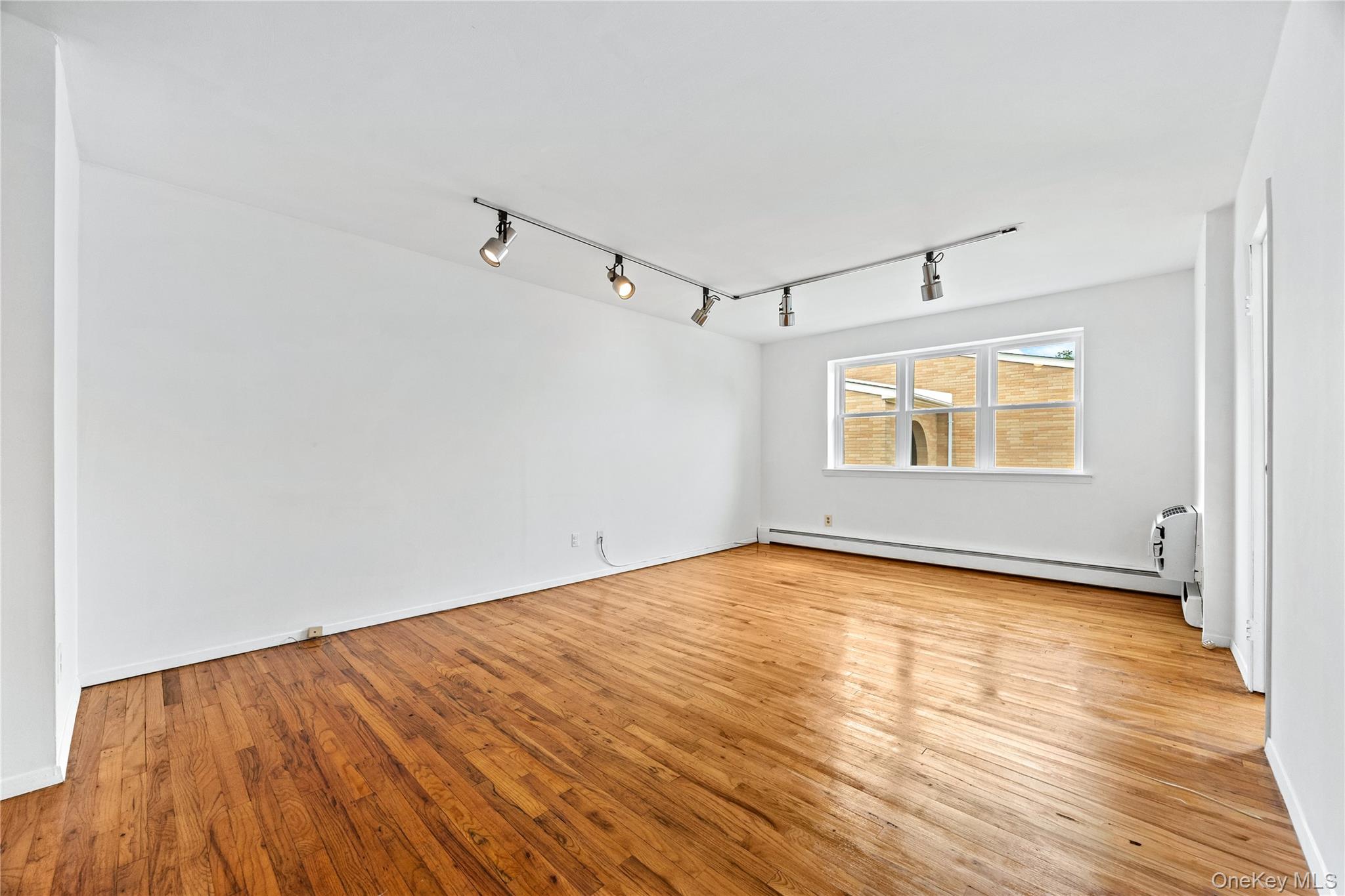 212 Westend Avenue 7-d Property Photo 2