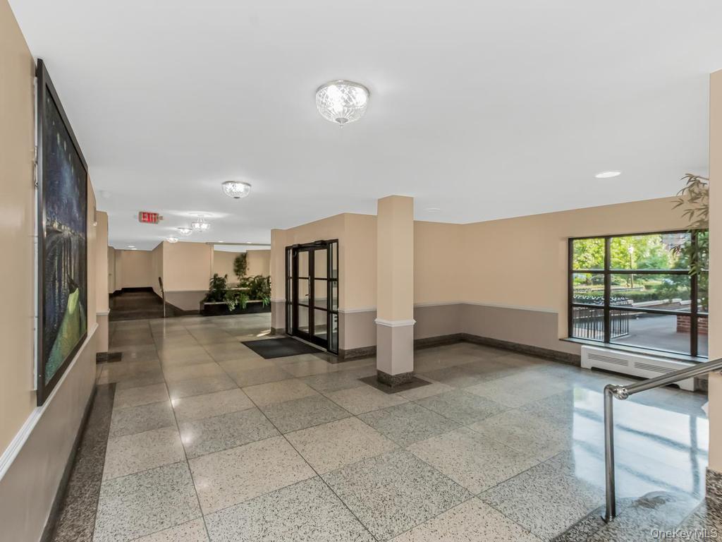 480 Riverdale Avenue 6h Property Photo 13