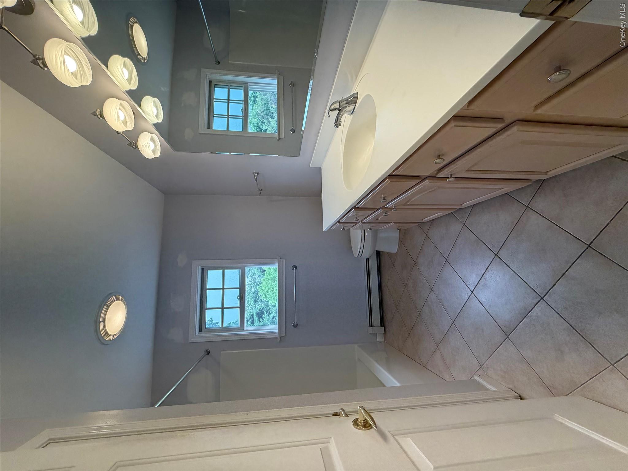 5 Gualtiere Lane Property Photo 24