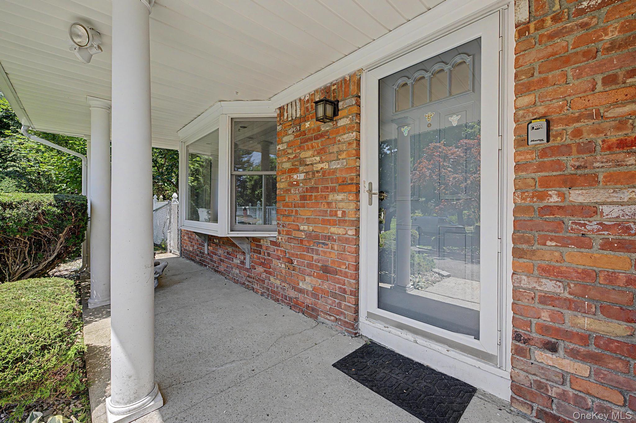 16 Cross Bow Lane Property Photo 4