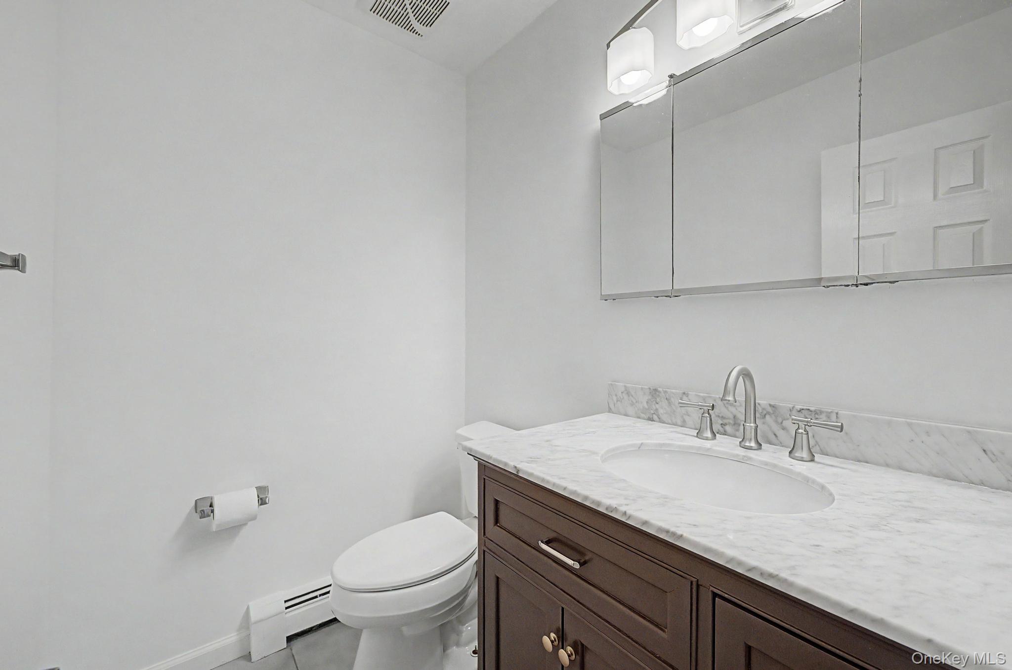 16 Cross Bow Lane Property Photo 14