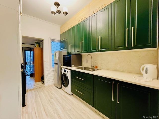 68-68 76th Street Property Photo 2