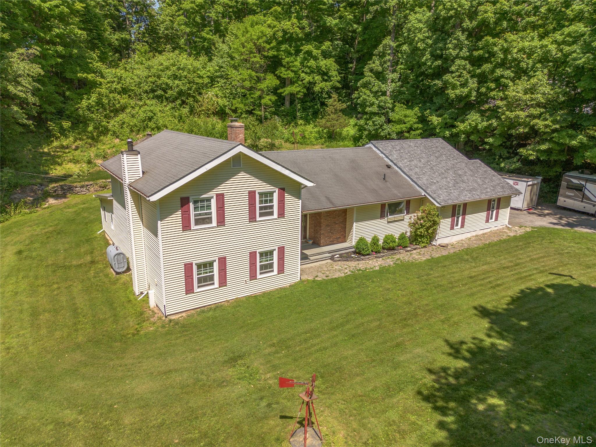 21 Straub Drive Property Photo 38