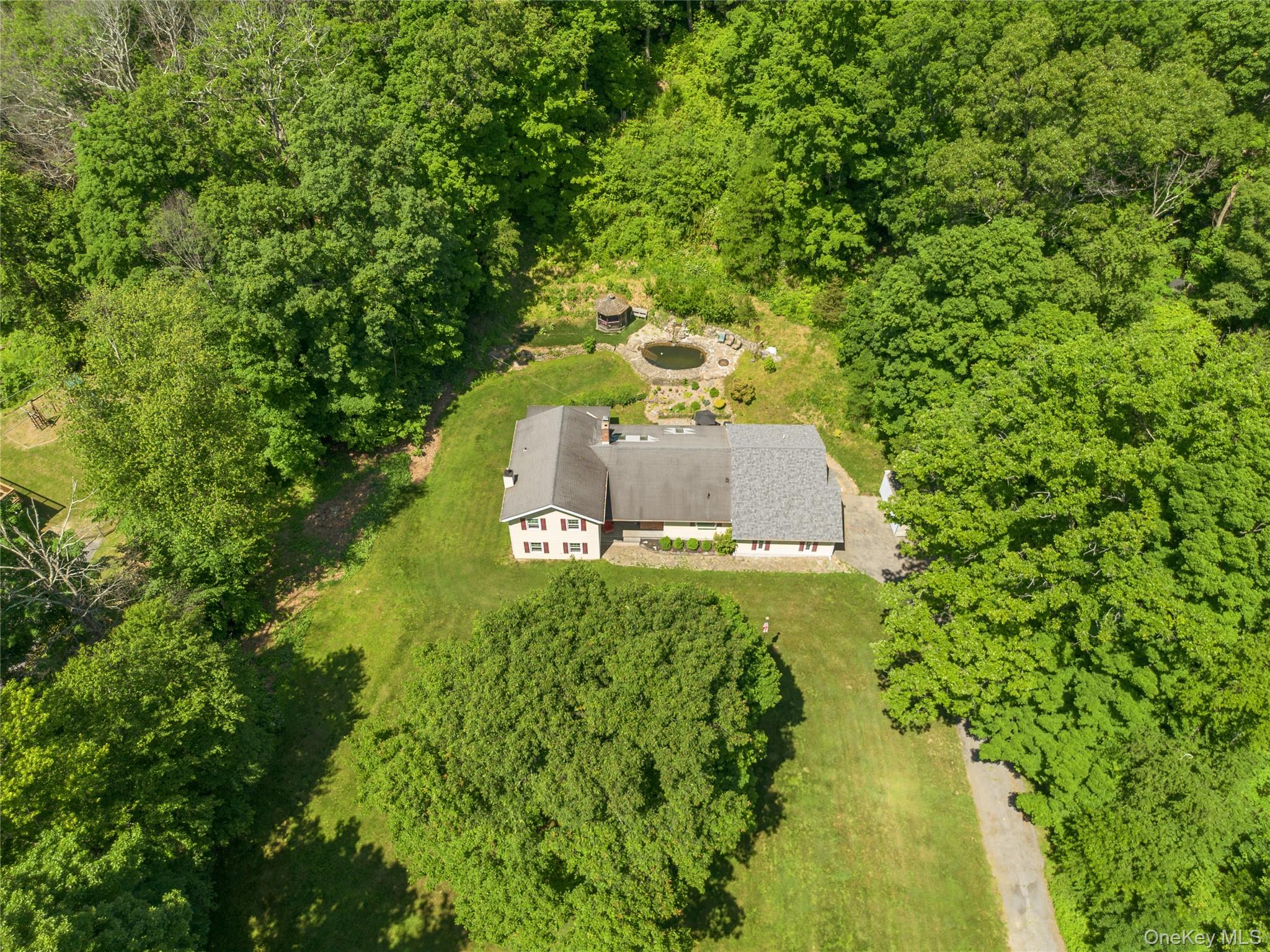 21 Straub Drive Property Photo 40