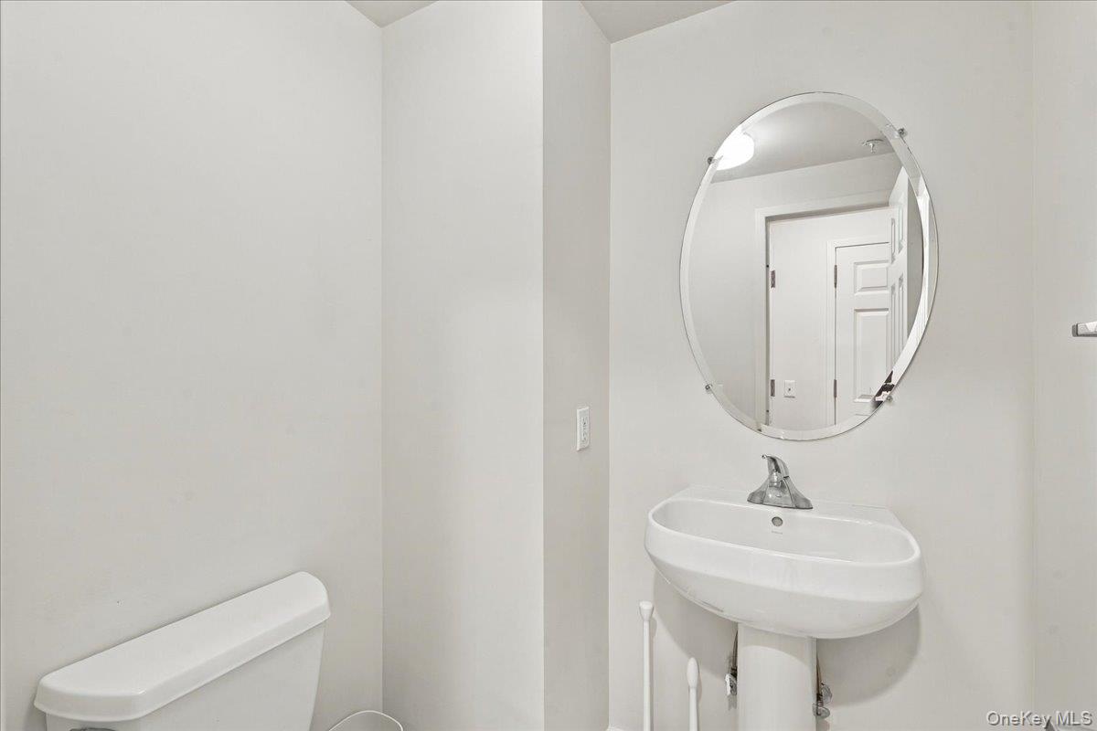 100 Harbor View Drive 651 Property Photo 11
