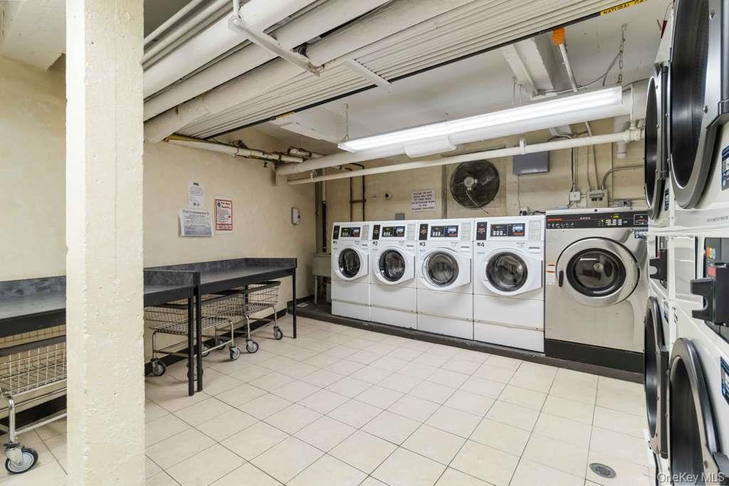 69-10 Yellowstone Boulevard 505 Property Photo 16