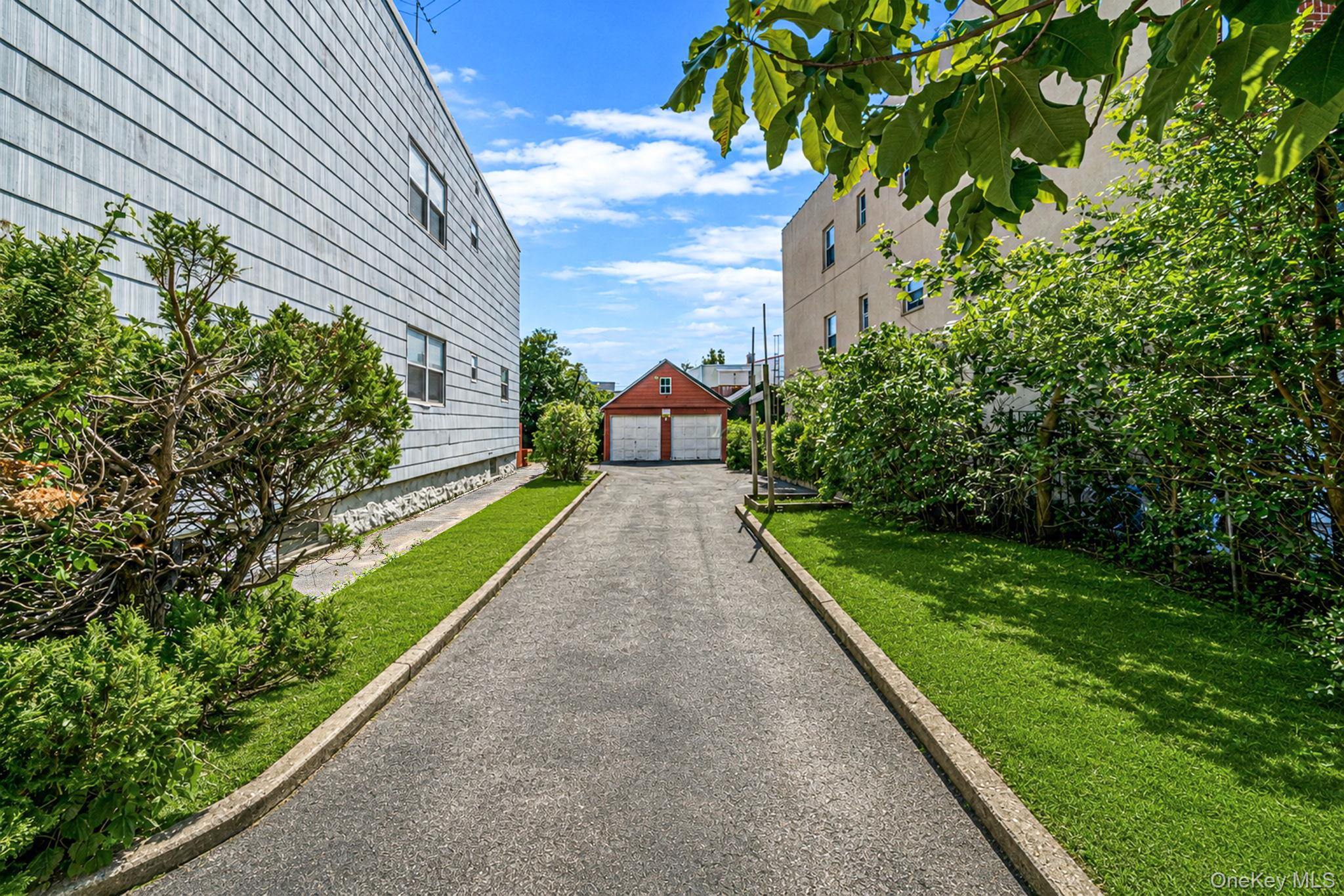 52-67 72nd Street Property Photo 15