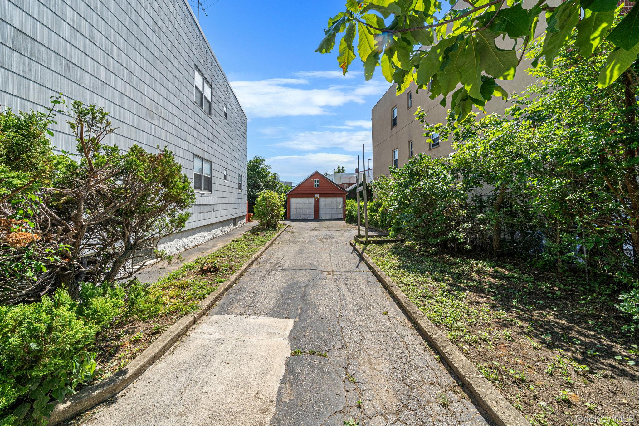52-67 72nd Street Property Photo 16