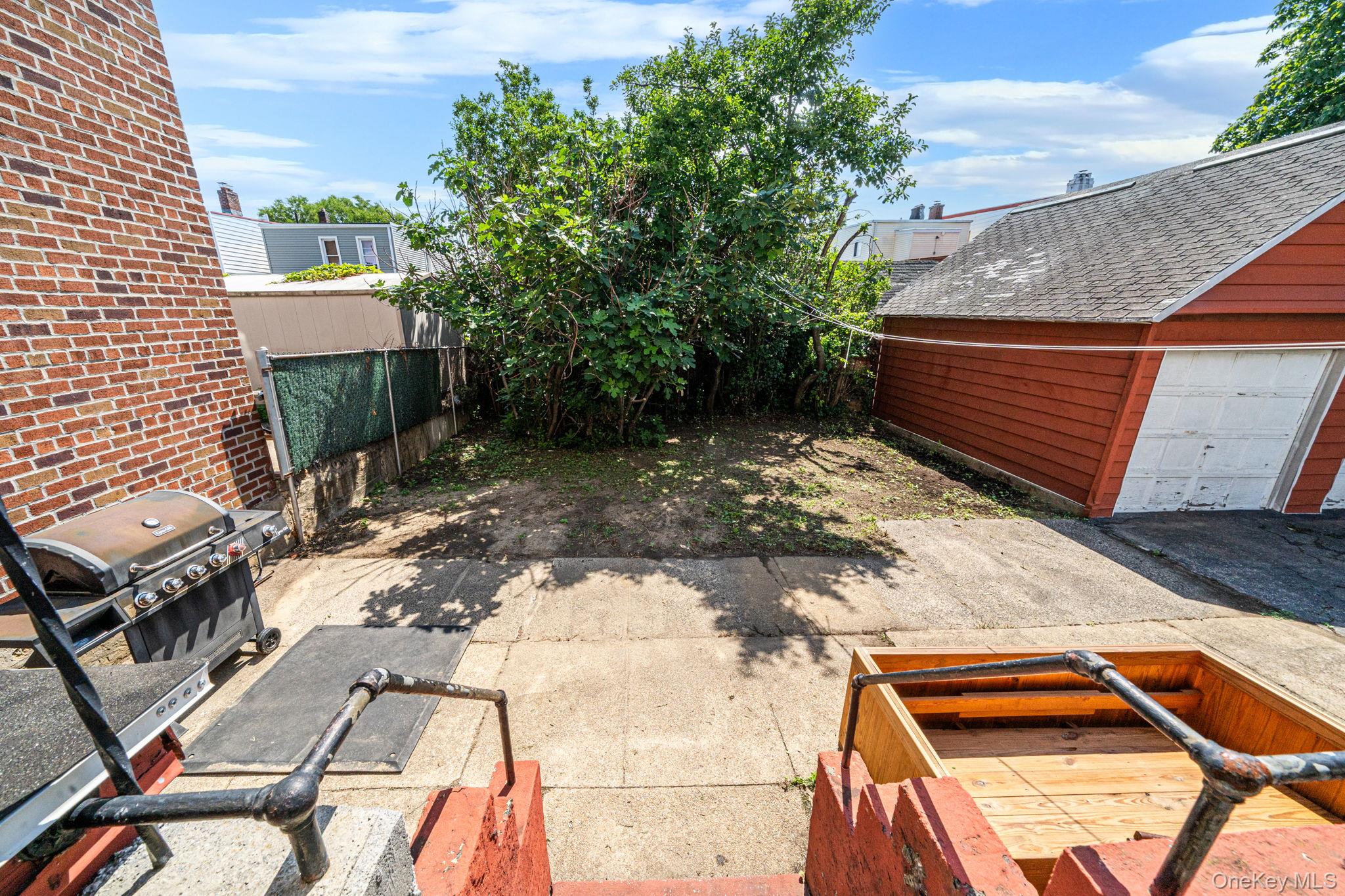 52-67 72nd Street Property Photo 23