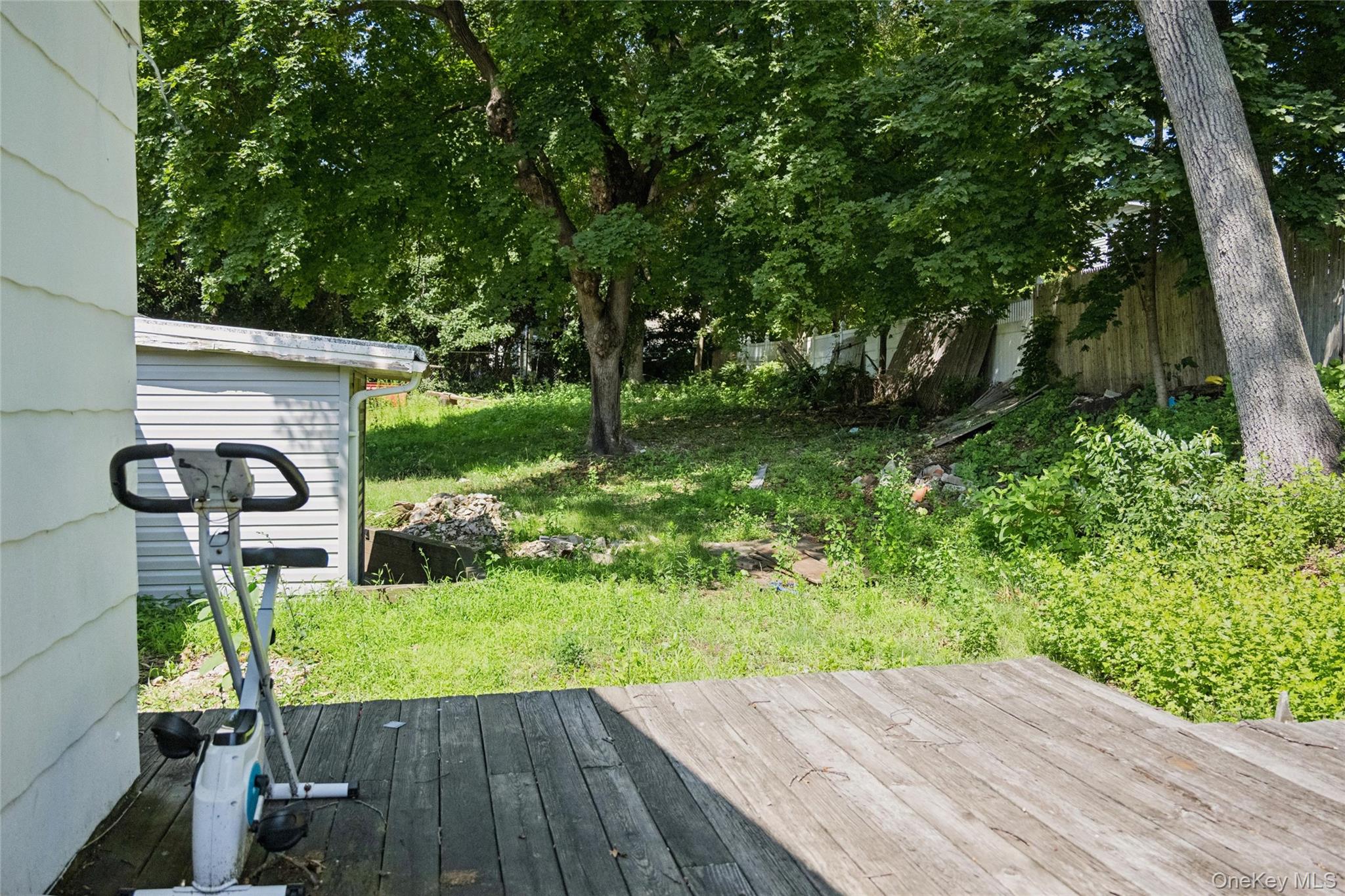 71 11th Avenue Property Photo 25
